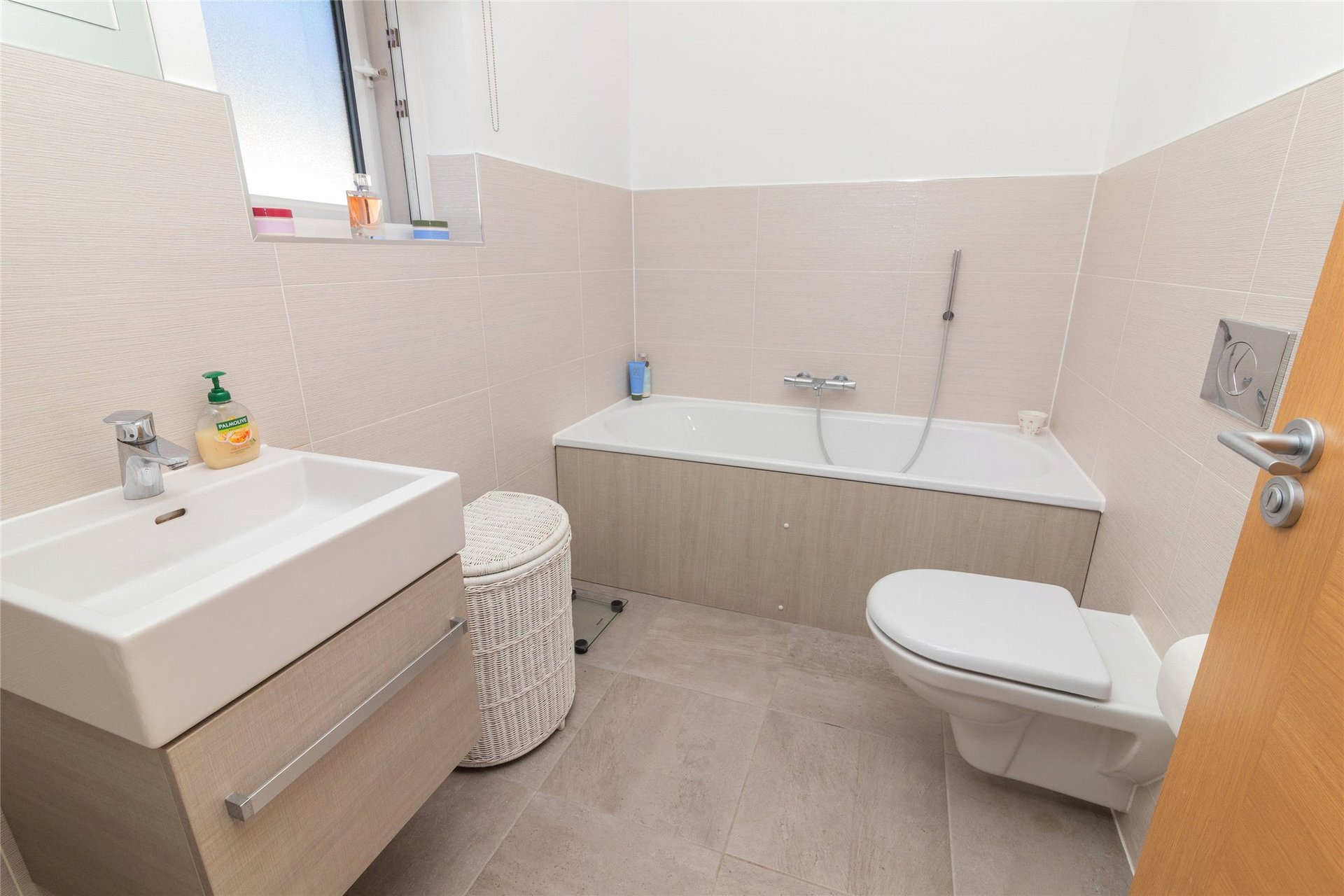 9 Aldton Avenue, Newton Mearns, Glasgow, G77 5UR - Picture #26