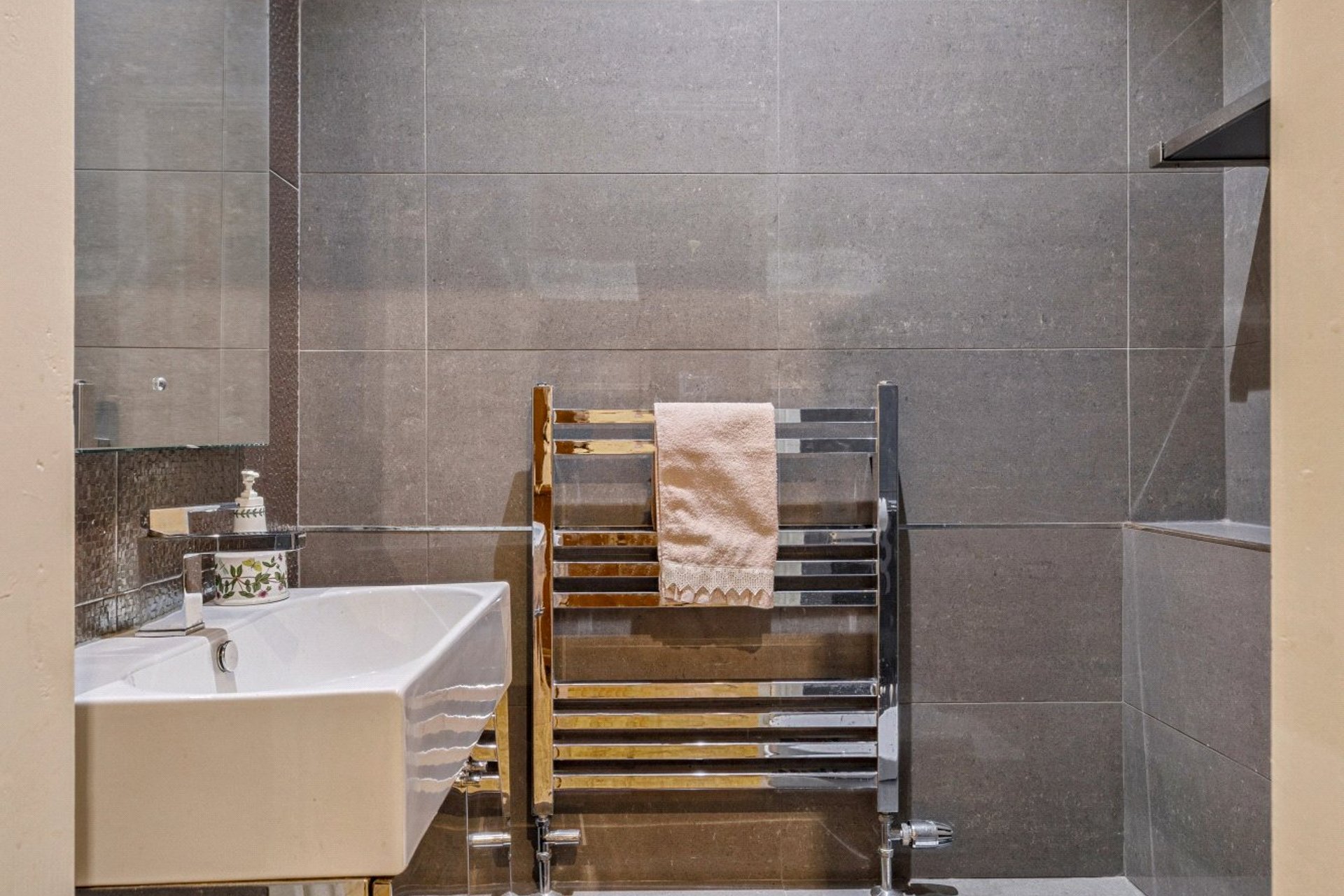 14B Upper Glenburn Road, Bearsden, G61 4BW - Picture #19