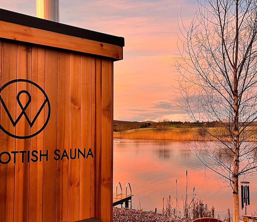 Image of Eden Spring sauna in Cupar overlooking Eden Spring reservoir.