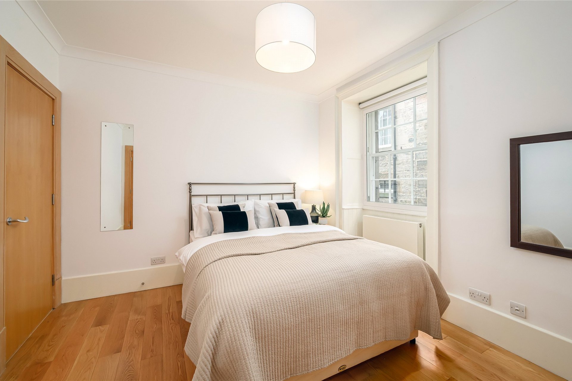 1/4 Parliament Square, Edinburgh, EH1 1RF - Picture #12