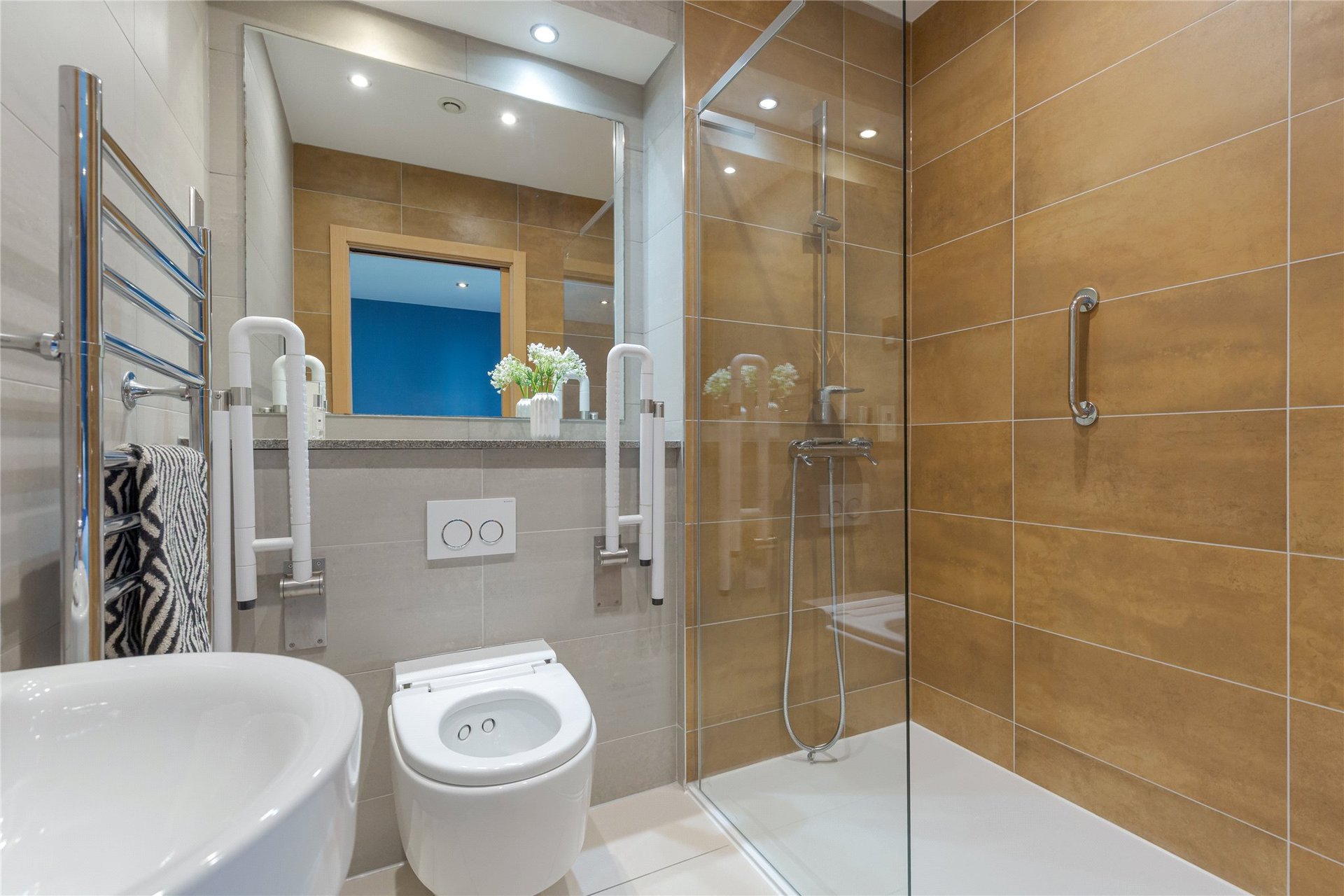 2/8 Western Harbour Place, Western Harbour, Edinburgh, EH6 6NG - Picture #13
