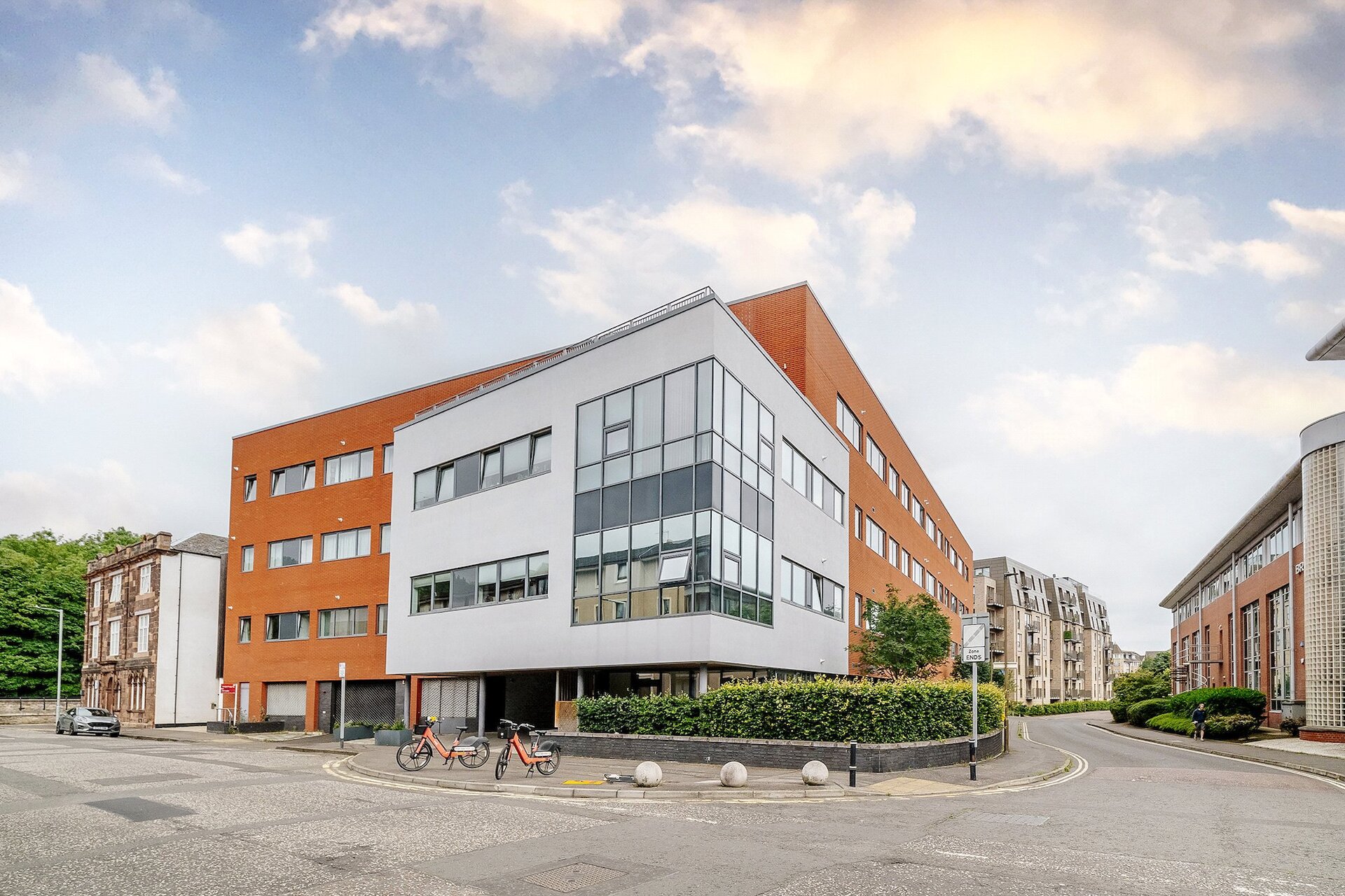 Flat 7, 73 Logie Green Road, Edinburgh, EH7 4HF - Picture #1