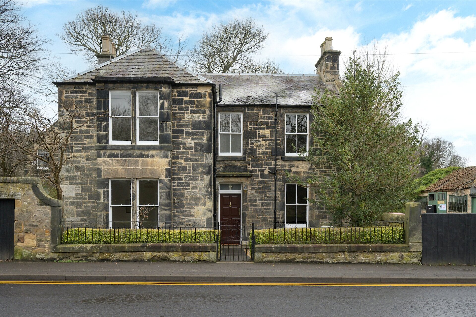 33 Dalhousie Road, Eskbank, Dalkeith, Midlothian, EH22 3AL - Picture #1