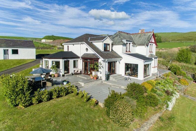 Country home in Melrose