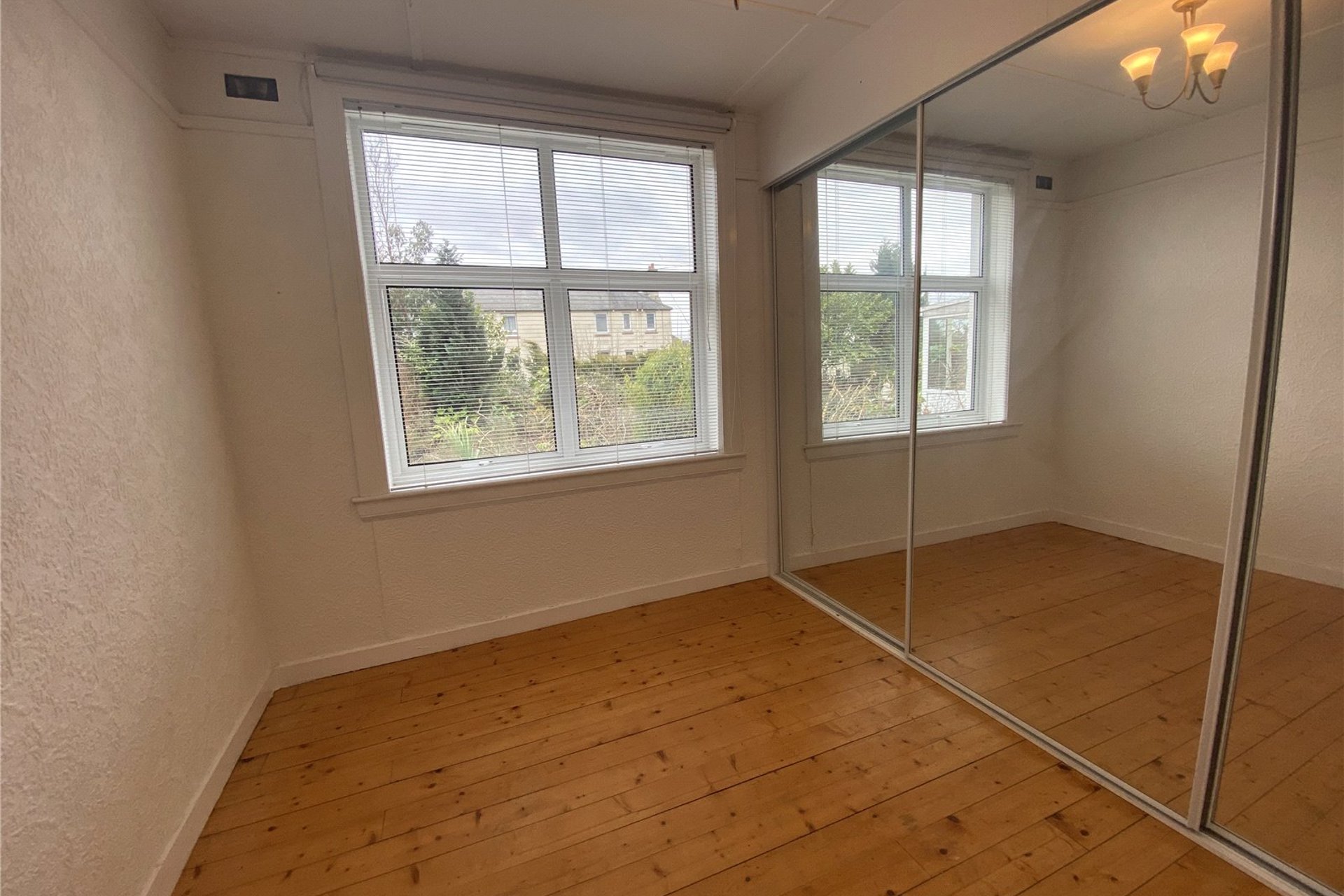 24 Kirkhill Drive, Edinburgh, EH16 5DN - Picture #8