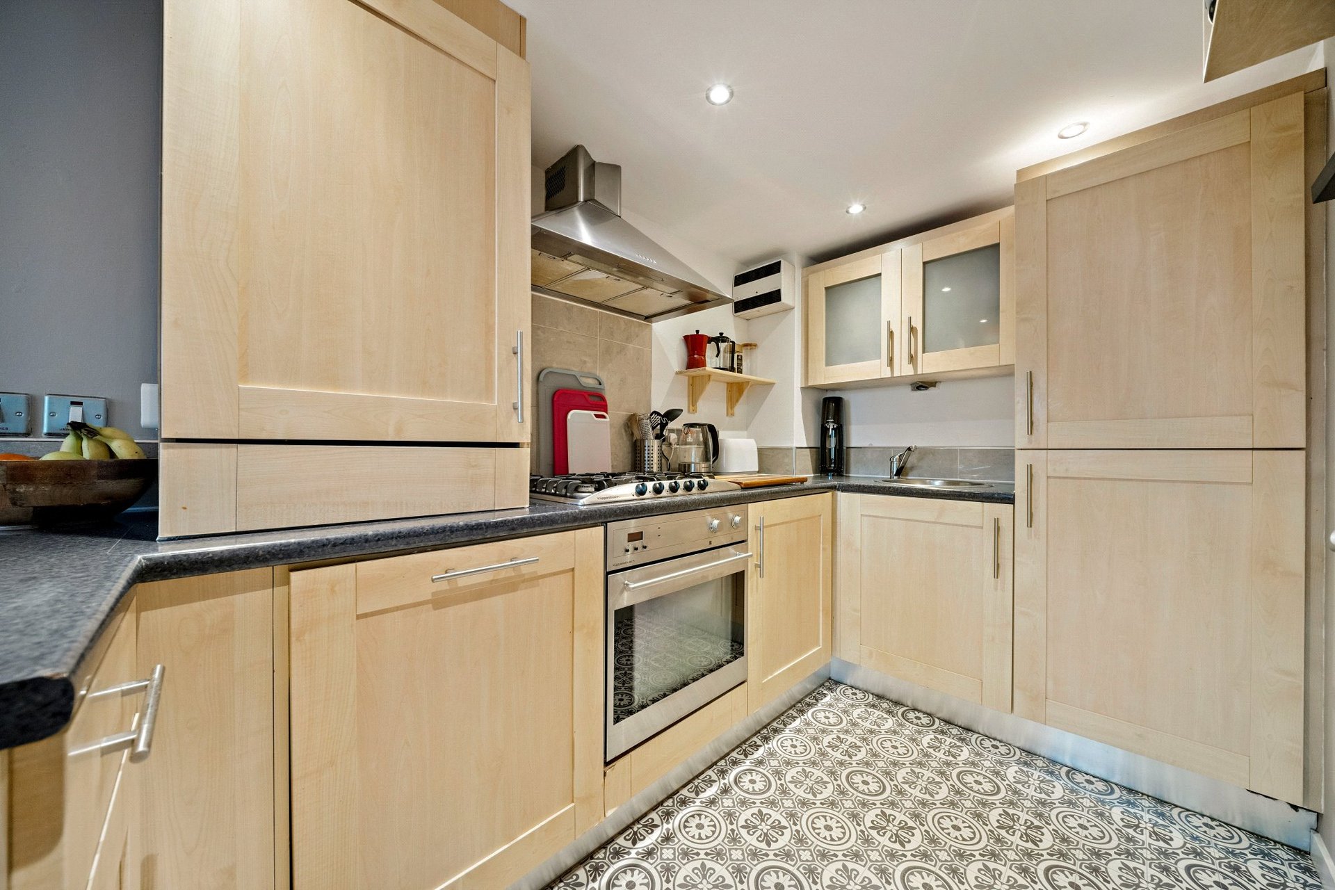 67/8 Giles Street, Edinburgh, EH6 6DD - Picture #14