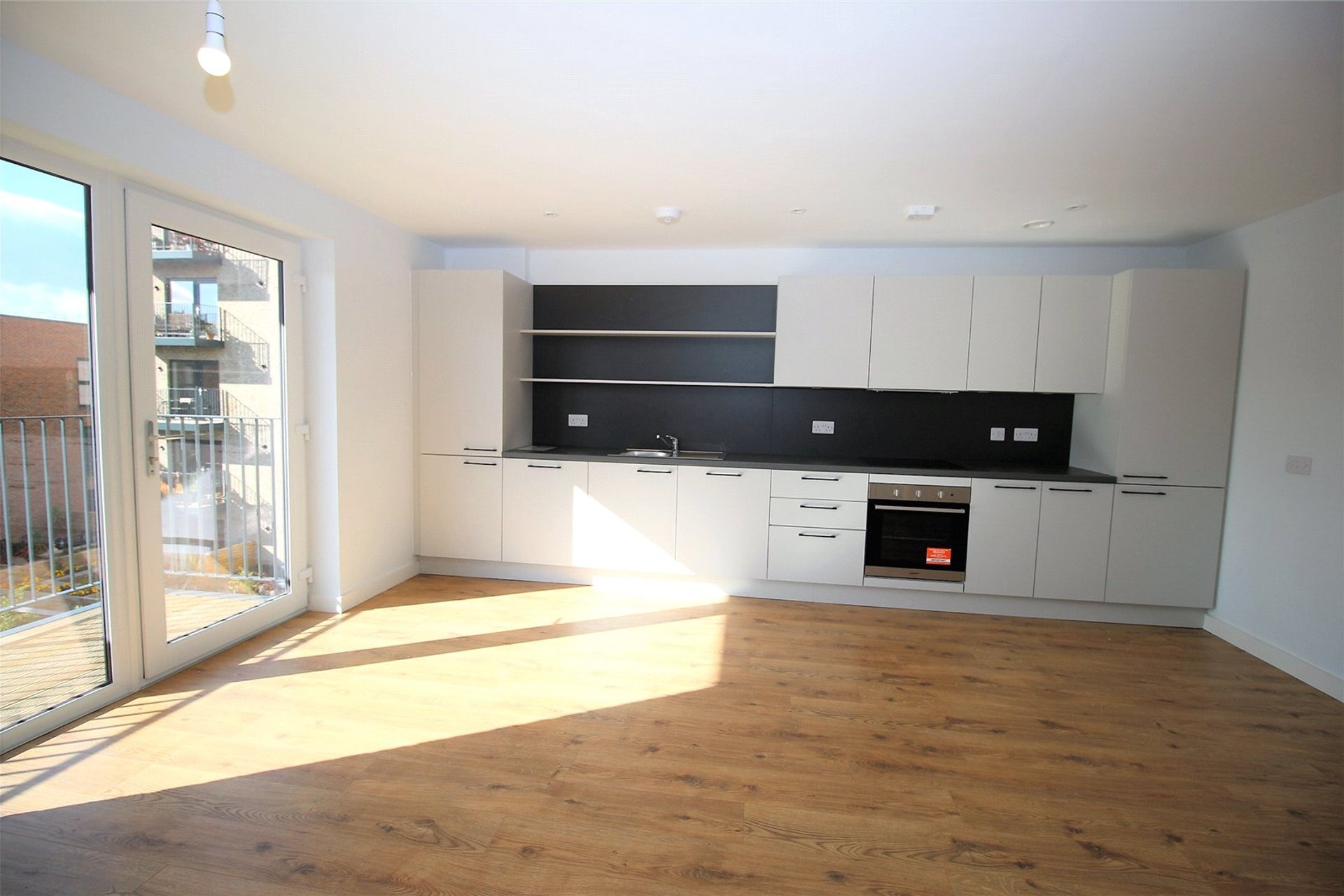Flat 16, 24 Pillans Place, Edinburgh, EH6 7DE - Picture #12