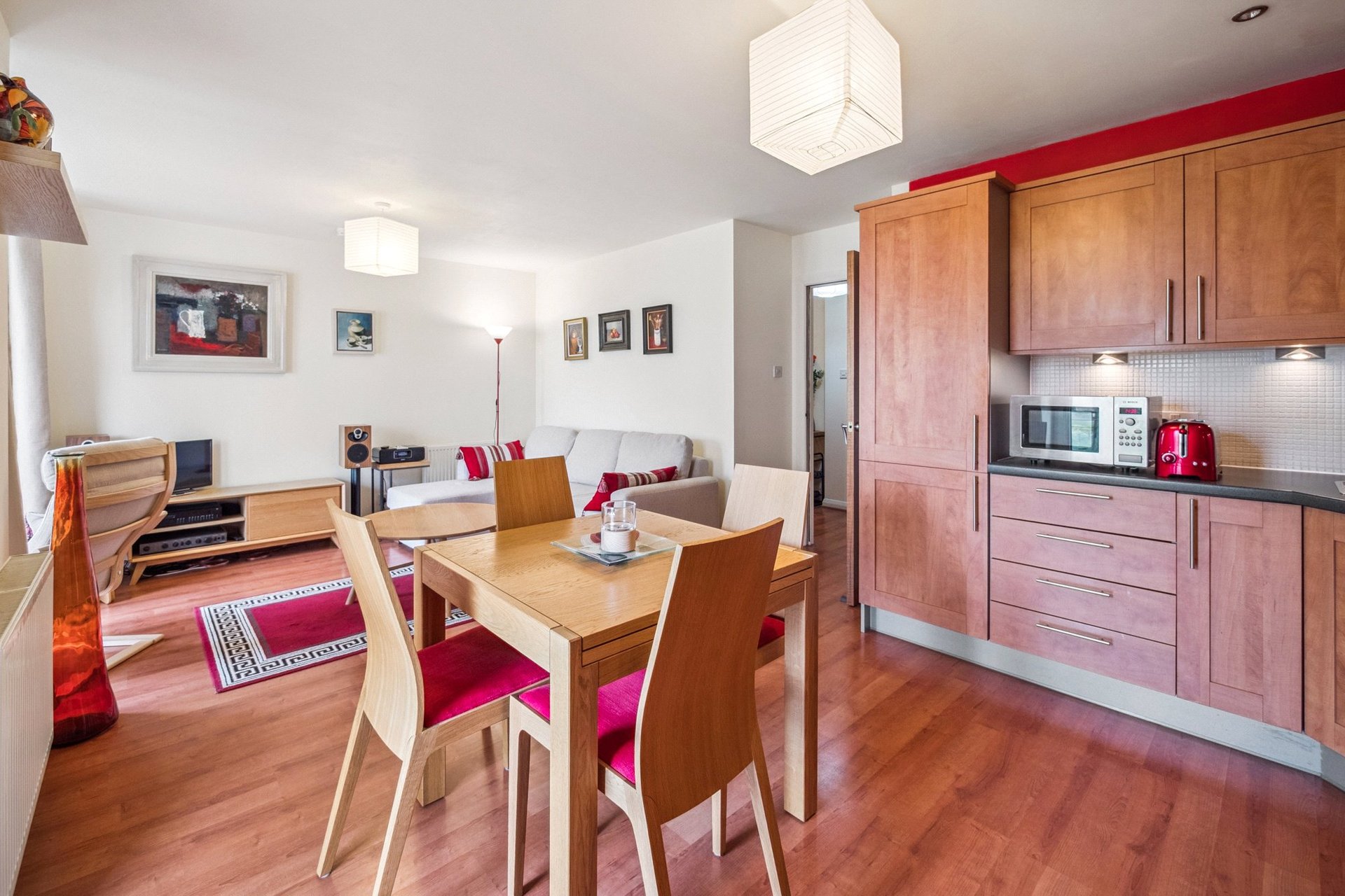 196/3 Lindsay Road, Leith, Edinburgh, EH6 6ND - Picture #6