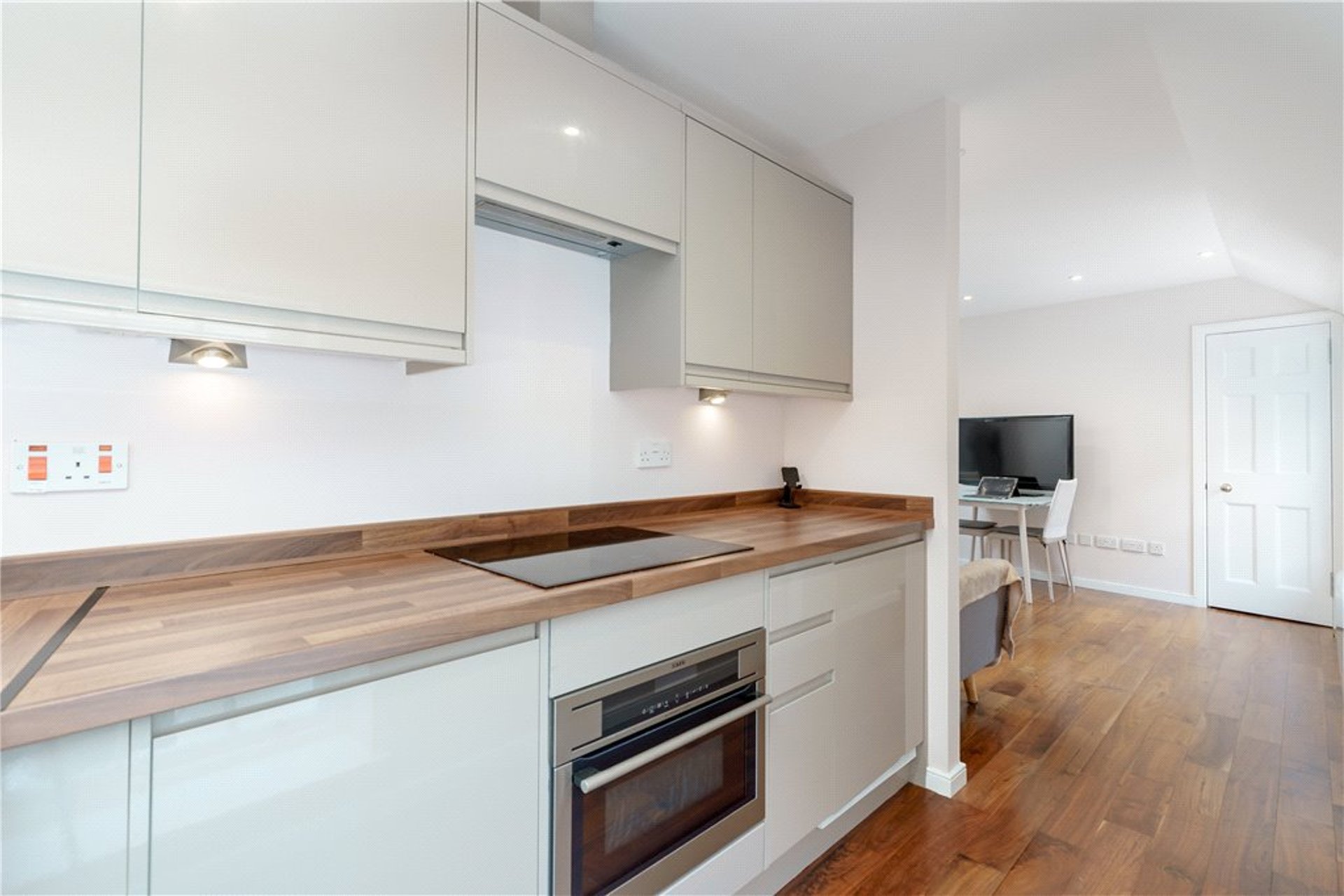 1B William Street South East Lane, Edinburgh, EH3 7NJ - Picture #5