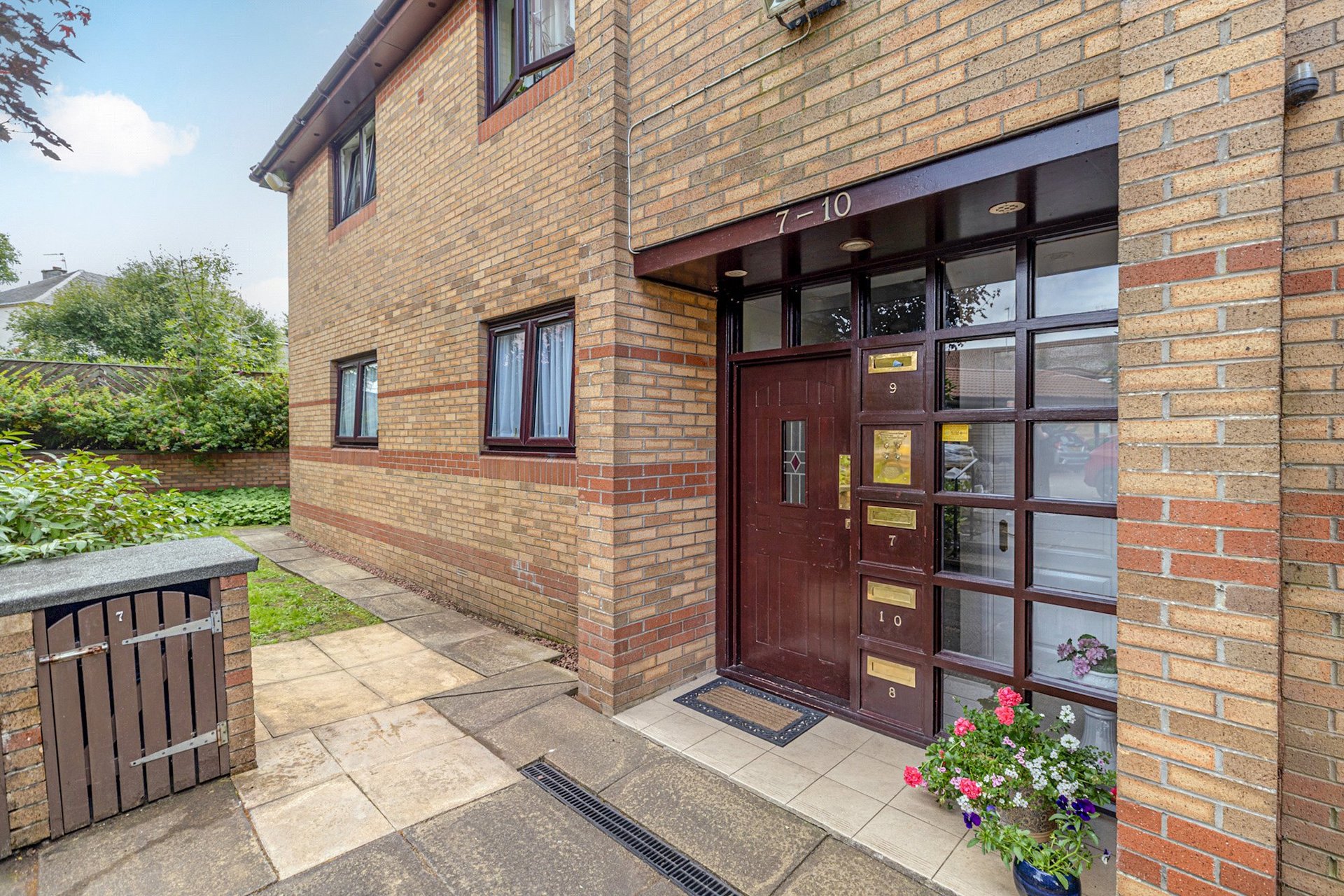 7 Glenville Gate, Clarkston, Glasgow, East Renfrewshire, G76 8SS - Picture #2