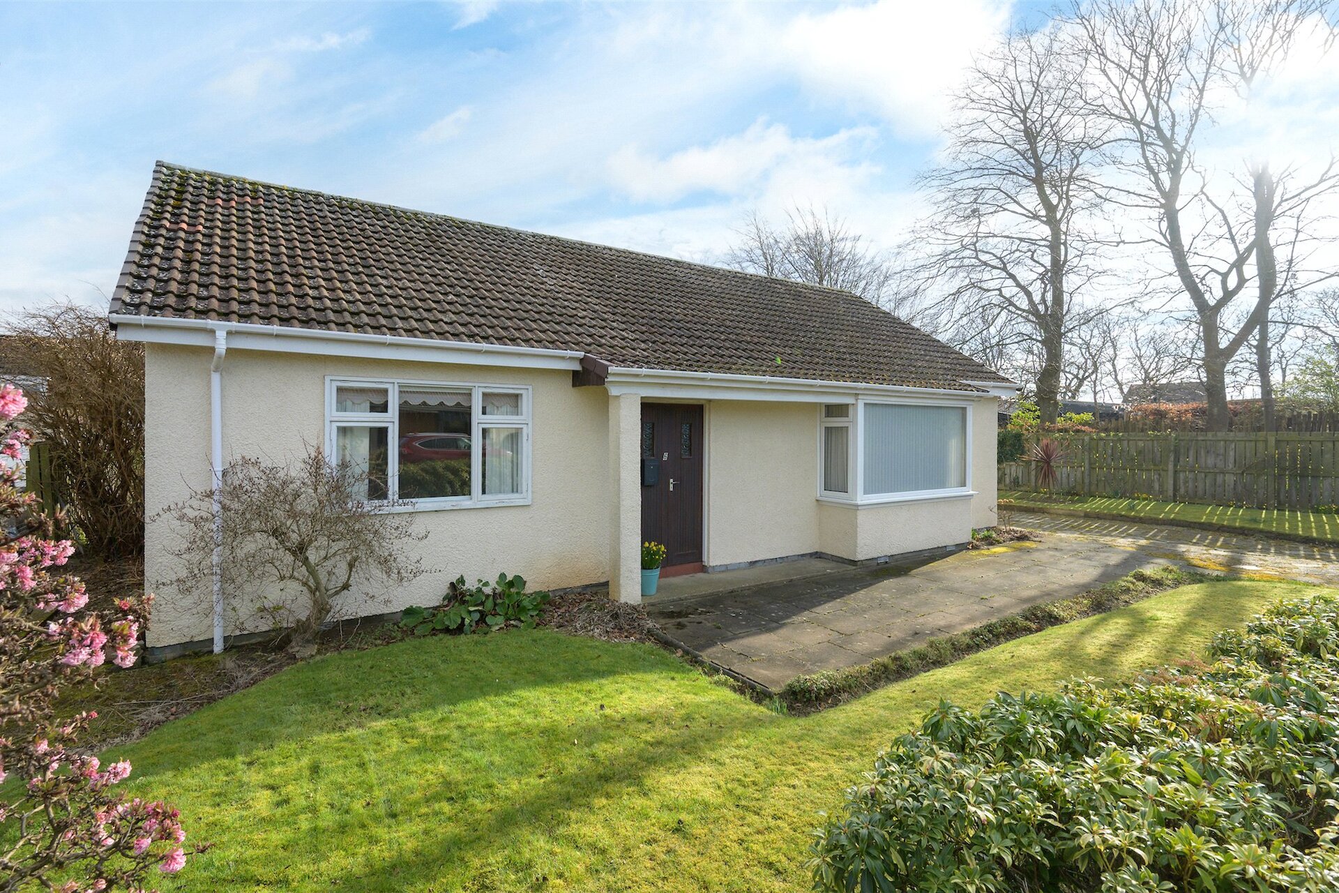 6 The Rowans, Gullane, East Lothian, EH31 2DU - Picture #1