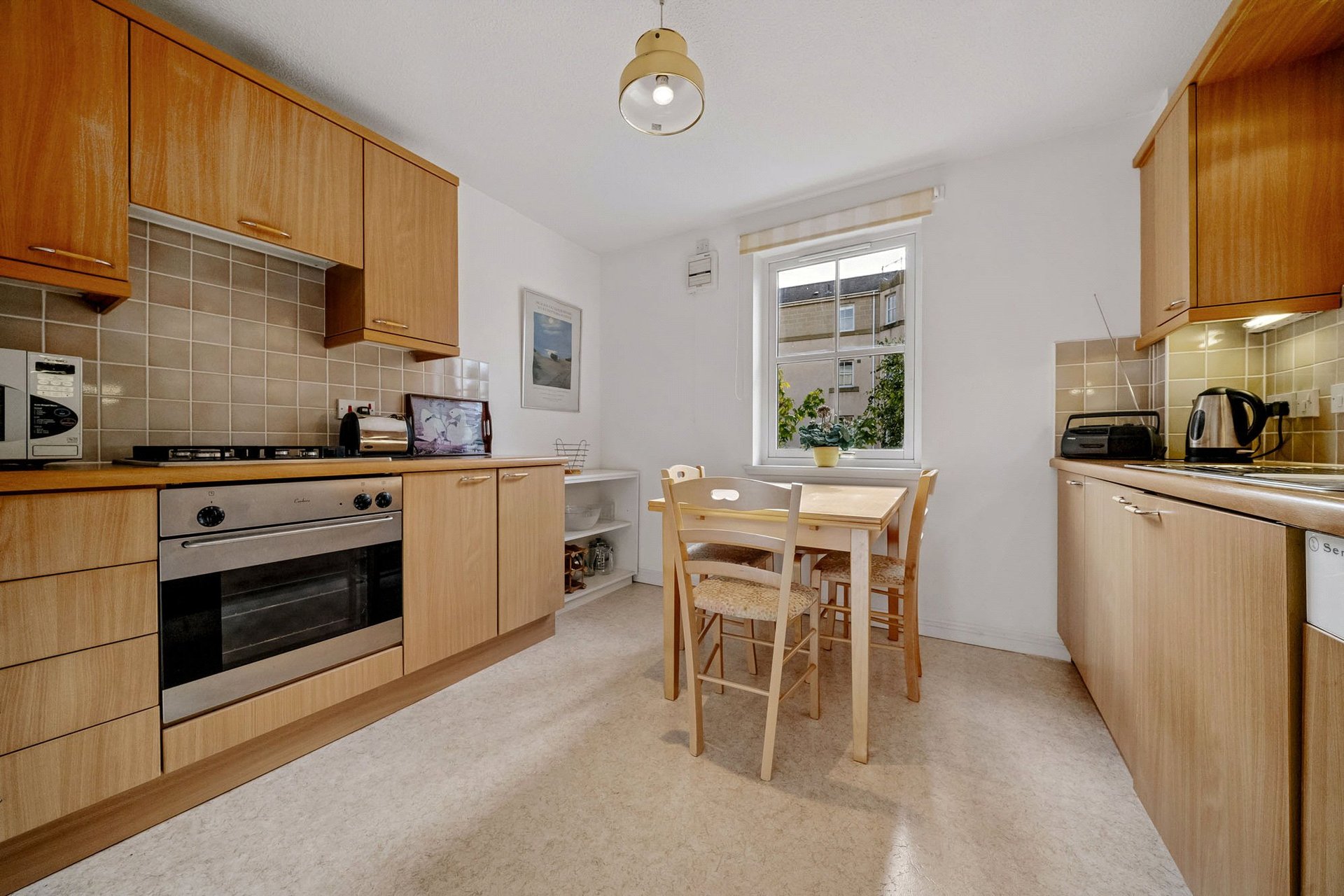 Flat 4, 10 Huntingdon Place, Broughton, Edinburgh, EH7 4AX - Picture #6