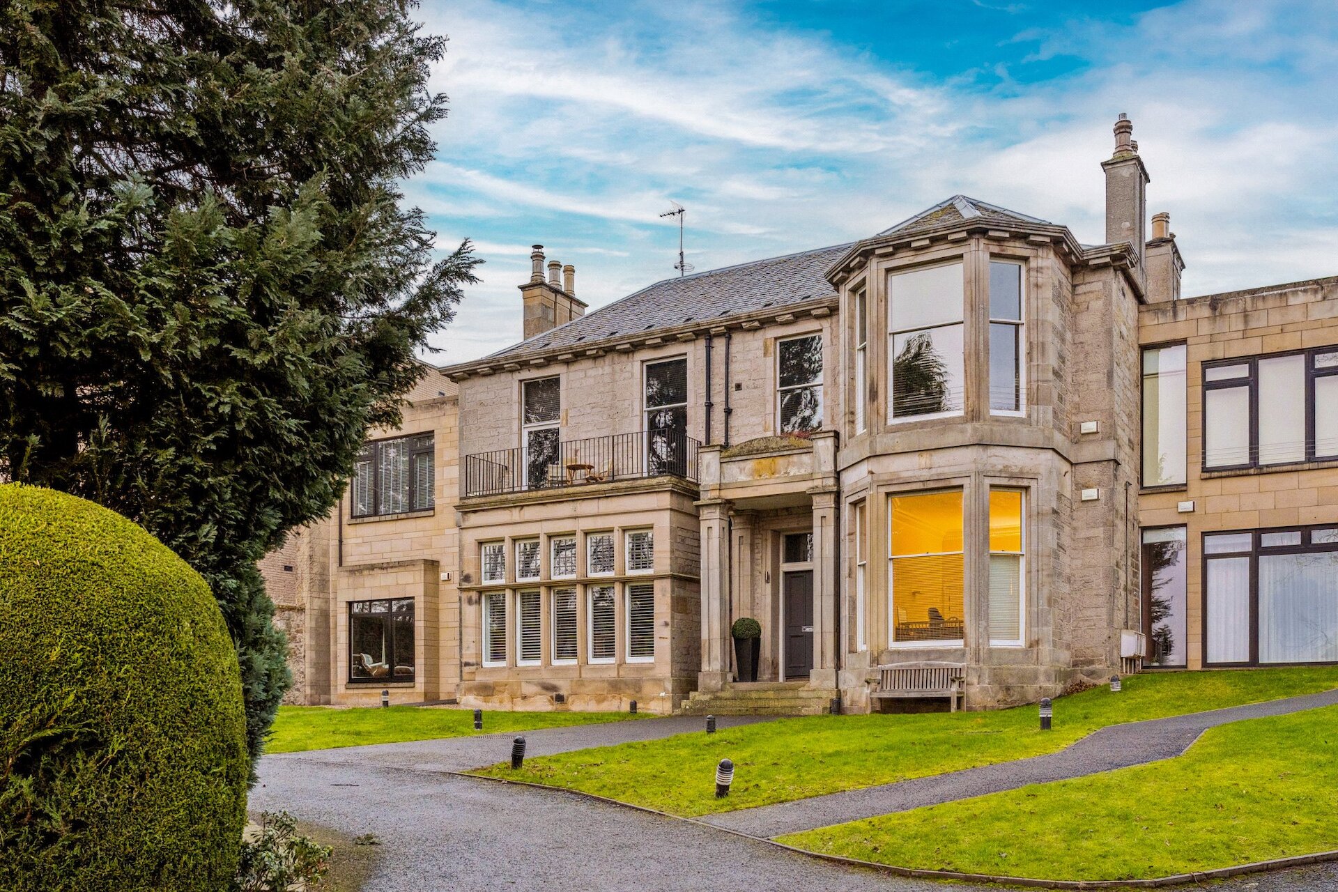 Flat 4, 22 Corstorphine Road, Murrayfield, Edinburgh, EH12 6HP - Picture #1