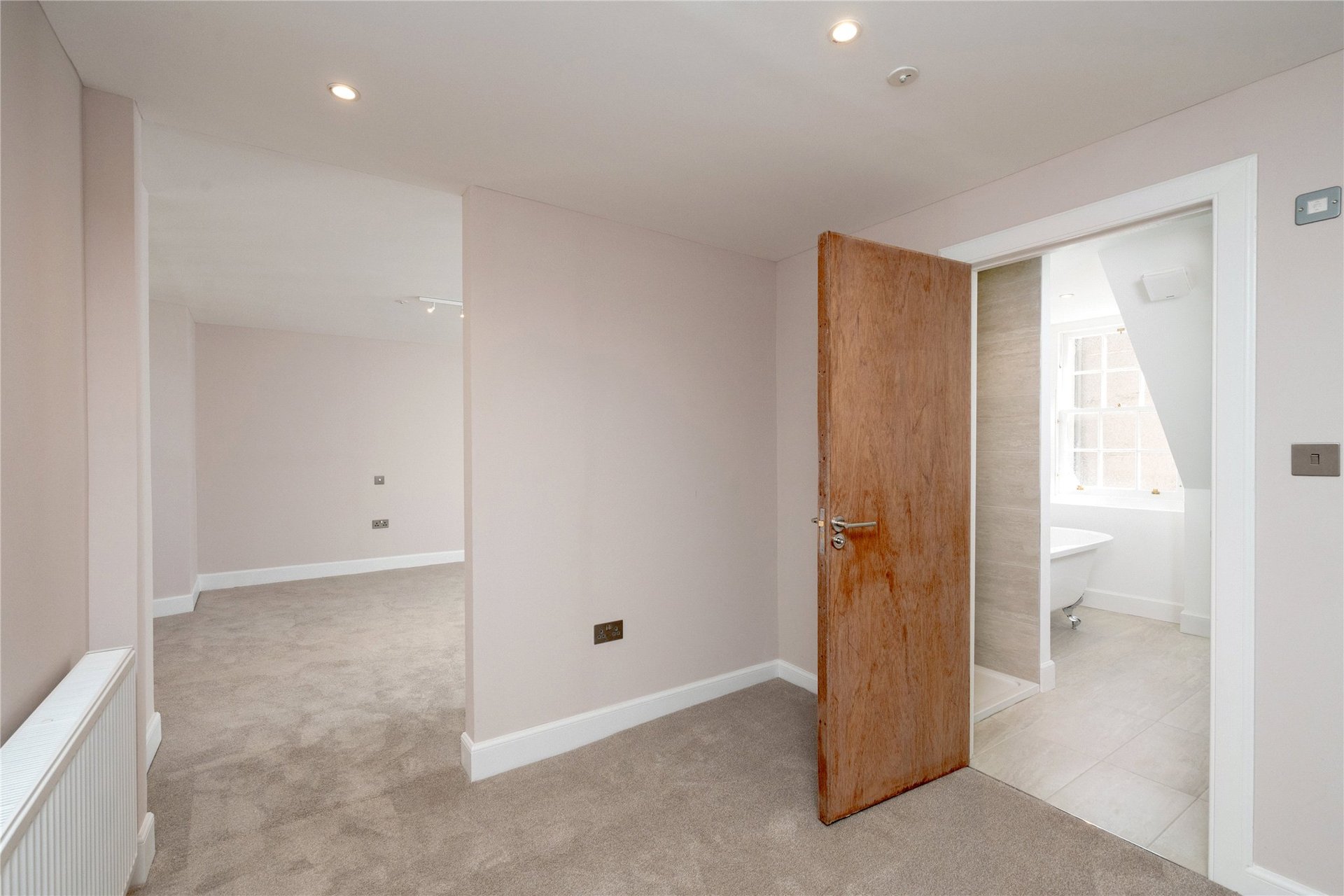 Tweeddale Court, 14 High Street, Old Town, Edinburgh, EH1 1TE - Picture #13