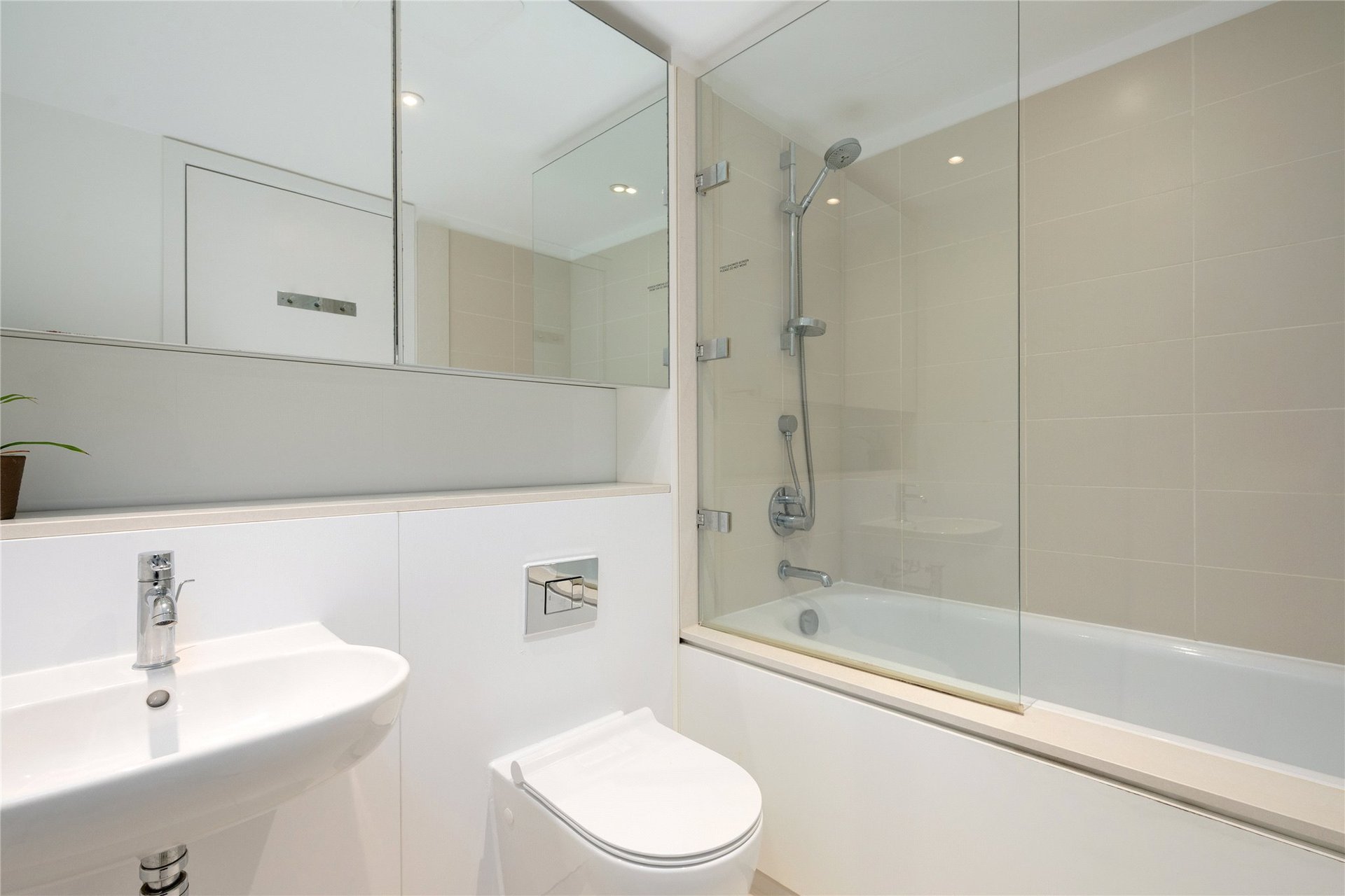 Flat 17, 21 Simpson Loan, Edinburgh, EH3 9GD - Picture #15