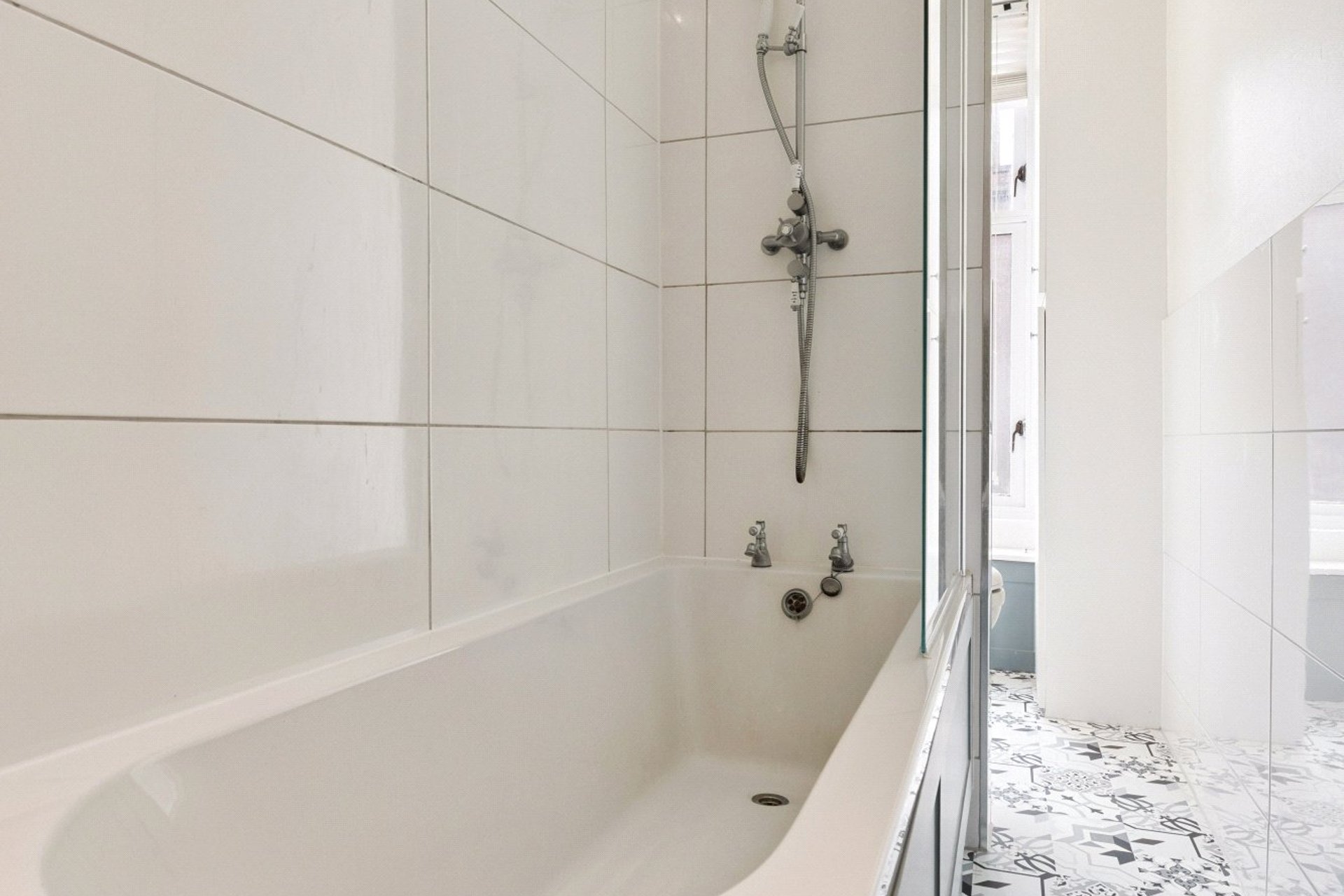 1/2, 3 Auchentorlie Street, Thornwood, Glasgow, G11 7TP - Picture #14