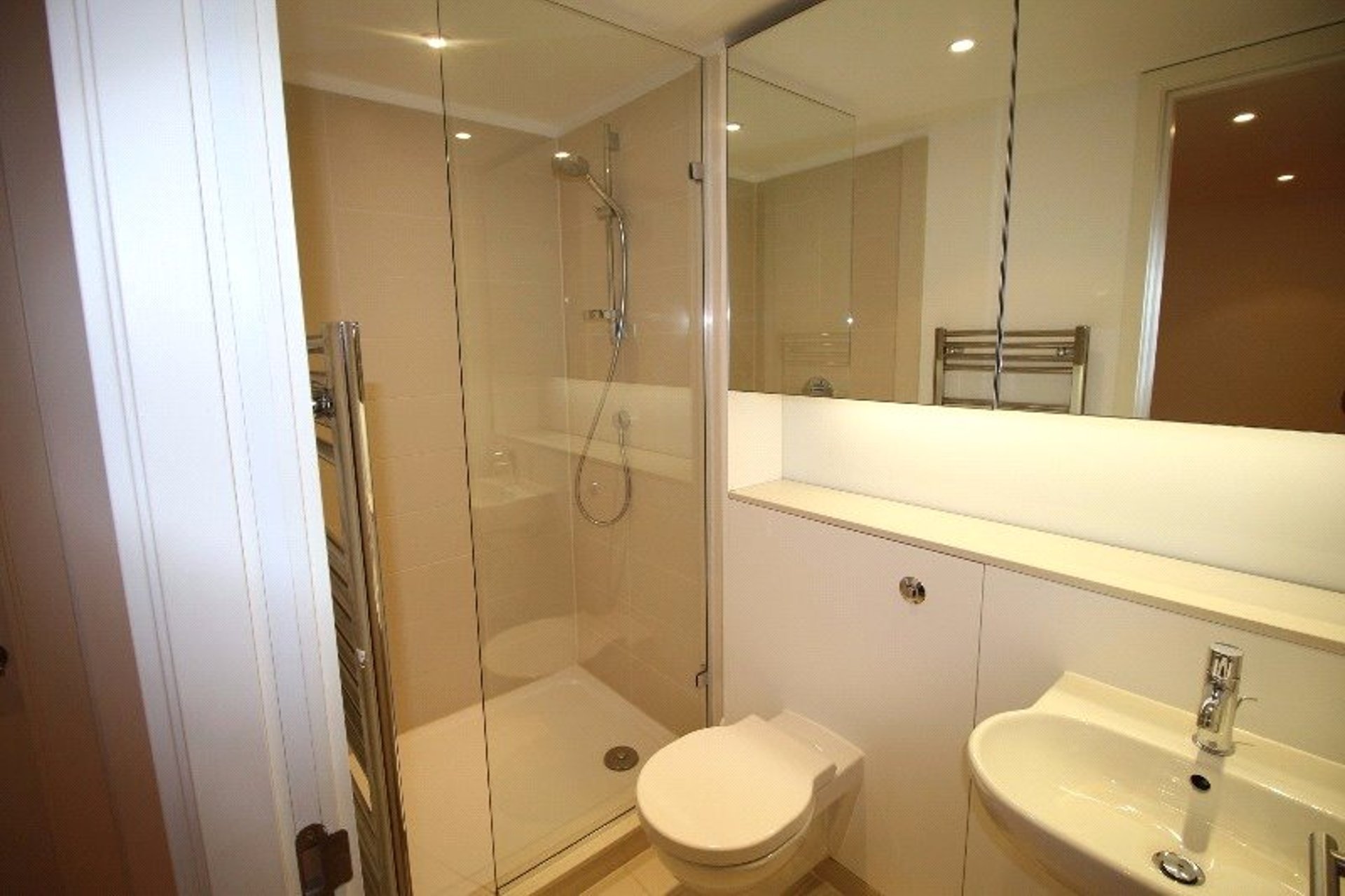 Flat 22, 24 Simpson Loan, Lauriston, Edinburgh, EH3 9GE - Picture #7