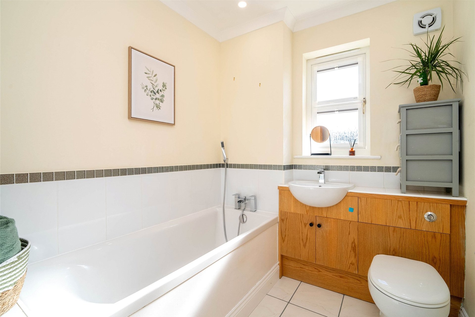 8 West Myrescroft, Ancrum, Jedburgh, Scottish Borders, TD8 6XR - Picture #17
