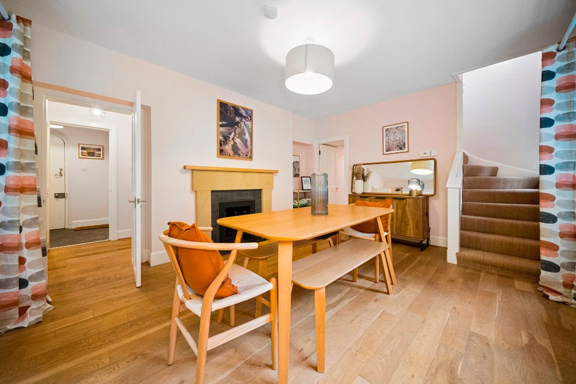 Meadowbank Lodge, 1 Duke's Walk, Meadowbank, Edinburgh, EH8 7AT - Picture #7