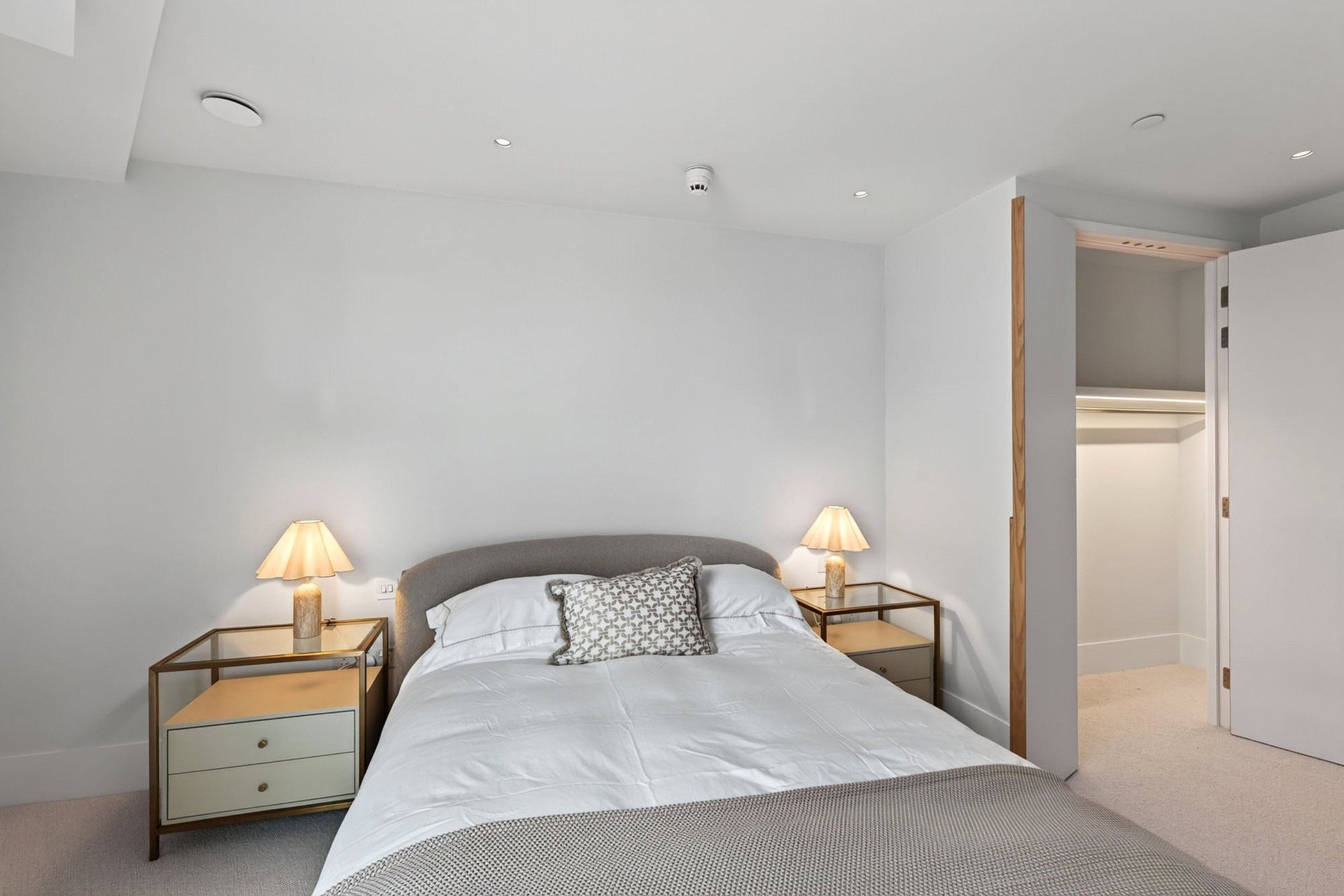 Flat 12, 1 Elder Street, Edinburgh, Midlothian, EH1 3BS - Picture #9