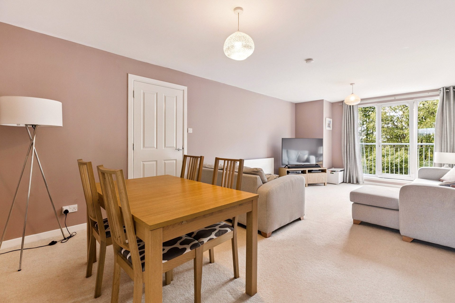 52 Canniesburn Quadrant, Bearsden, G61 1RW - Picture #6