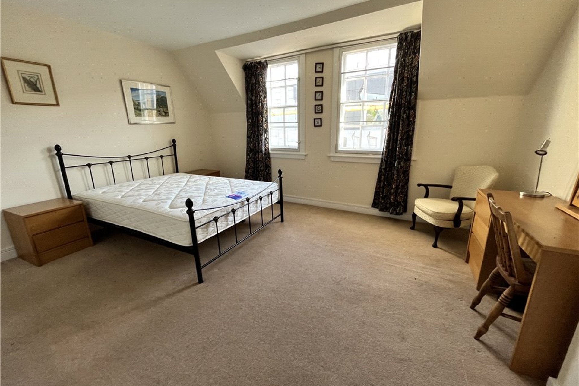 1/3 White Horse Close, 27 Canongate, Edinburgh, EH8 8BU - Picture #11