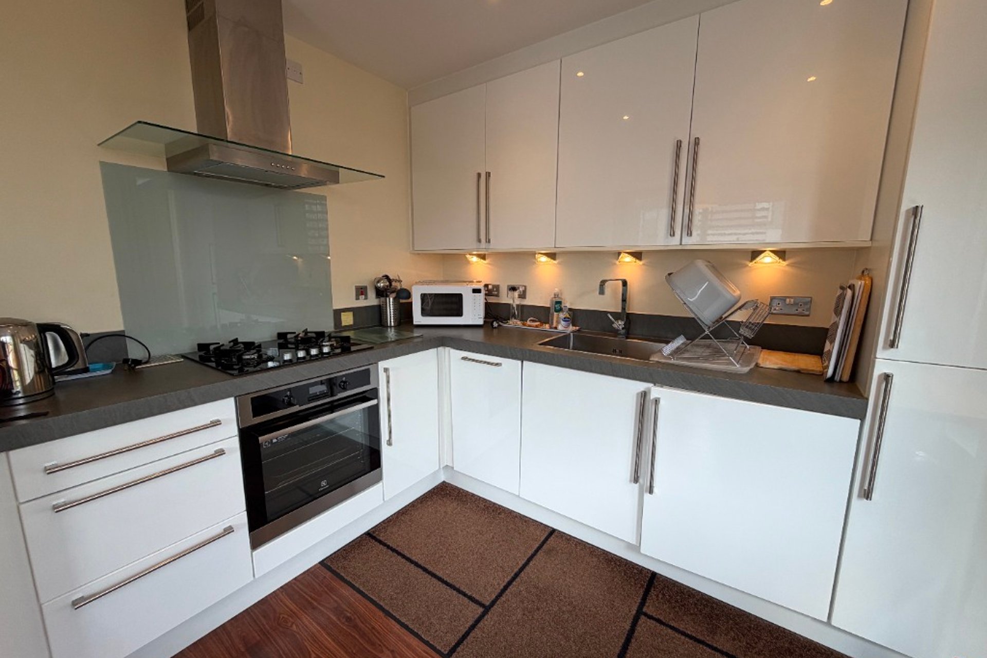 3 Kimmerghame Drive, Fettes, Edinburgh, EH4 2GJ - Picture #8