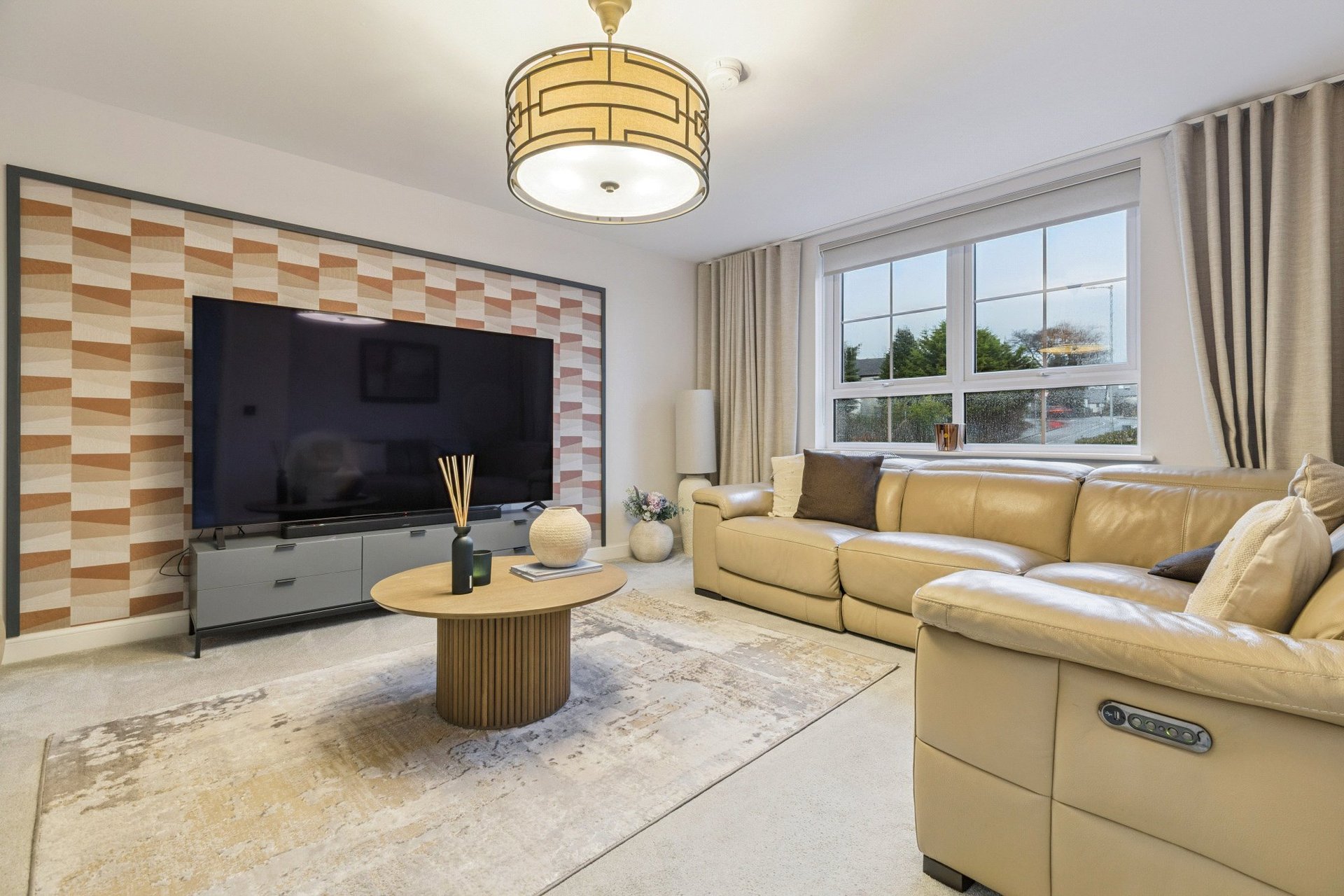 2 Lady Glen Avenue, Newton Mearns, Glasgow, G77 6GY - Picture #5