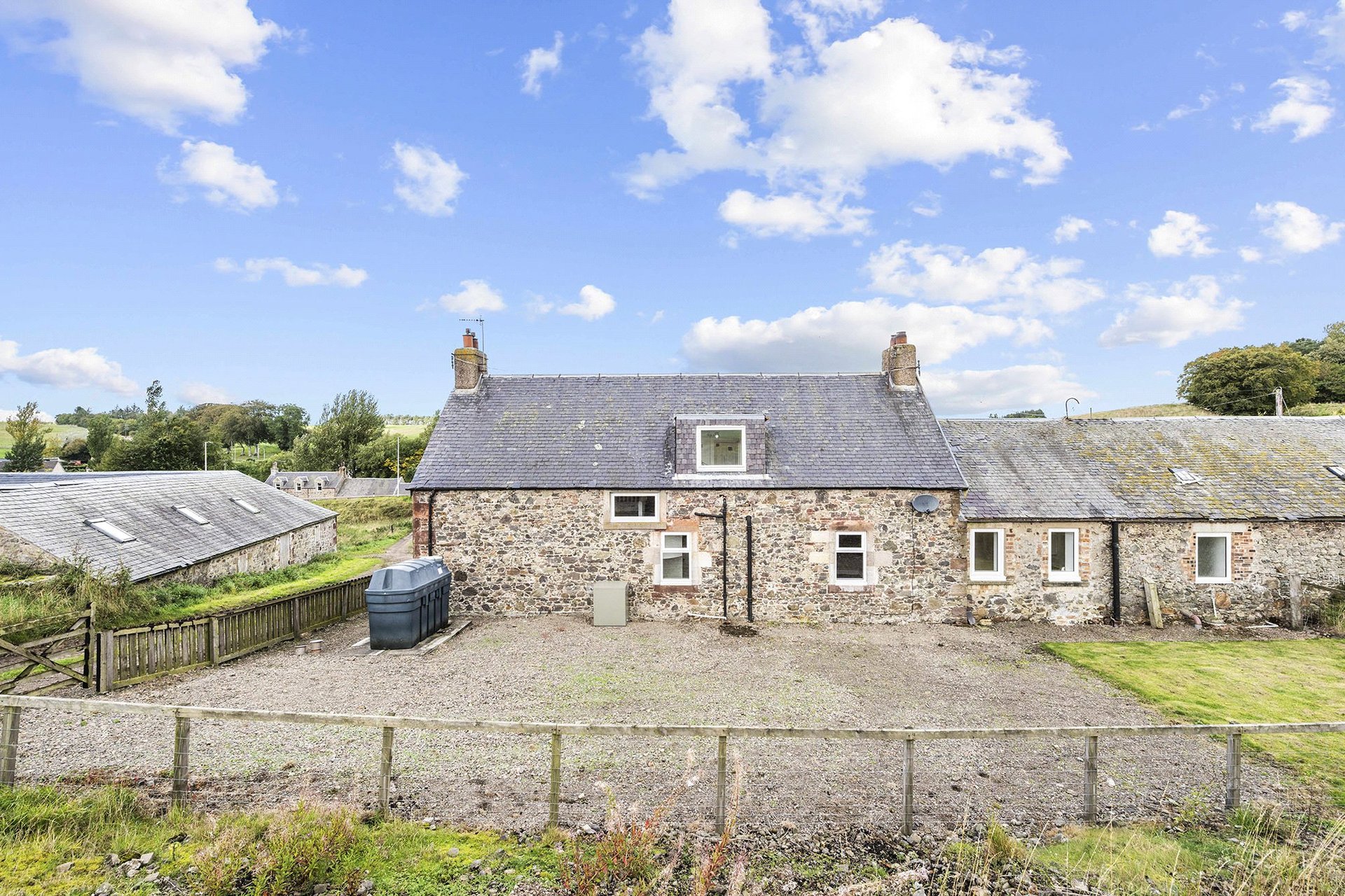Candyburn Farm, Biggar, South Lanarkshire, ML12 6QY - Picture #27