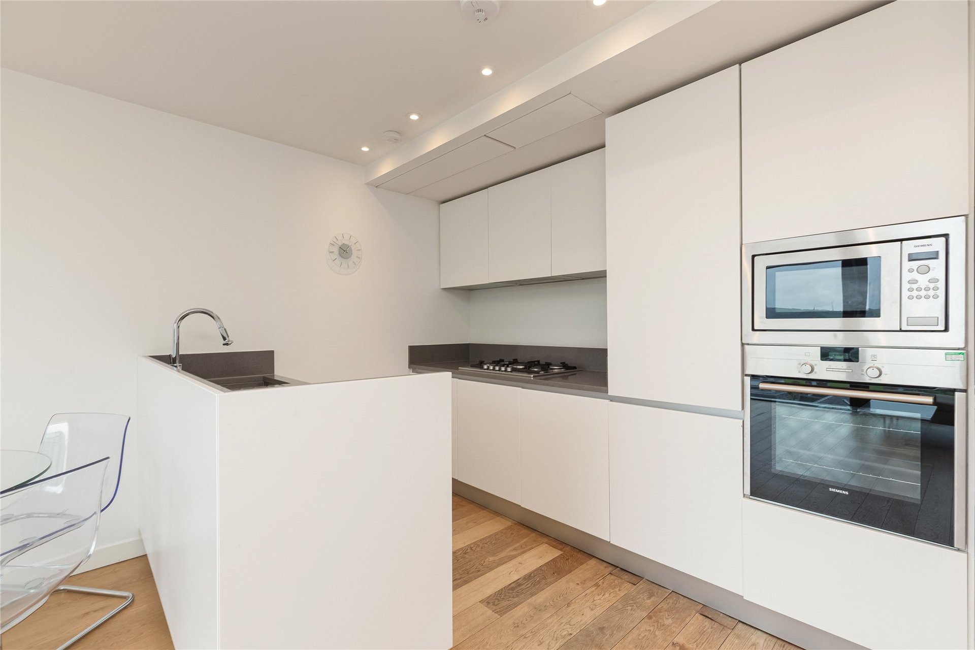 Flat 29, 34 Simpson Loan, Lauriston, Edinburgh, EH3 9GF - Picture #3