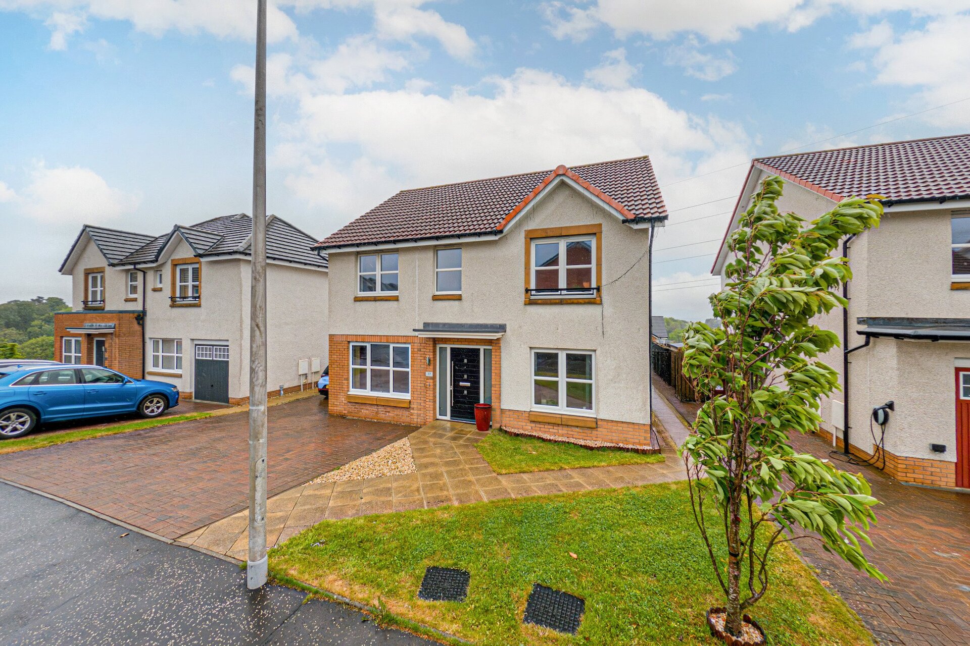 77 Lady Nancy Crescent, Blantyre, Glasgow, South Lanarkshire, G72 9BD - Picture #1