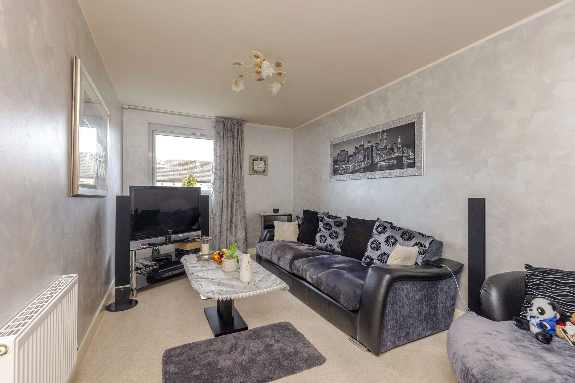 2/6 Ferry Gait Crescent, Edinburgh, Midlothian, EH4 4GR - Picture #2