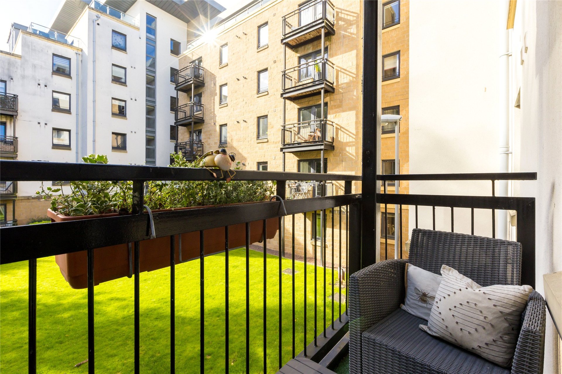 Flat 5, 6 Slateford Gait, Edinburgh, EH11 1GX - Picture #13