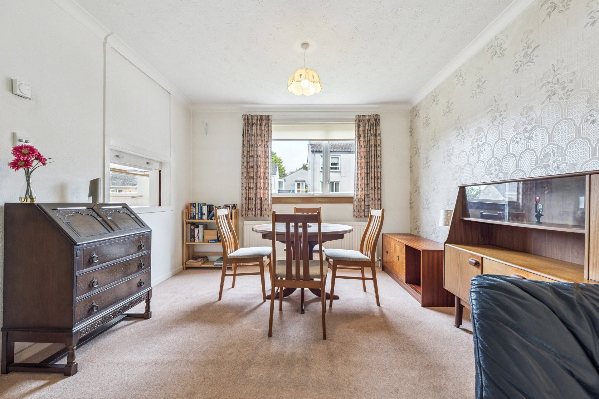9/1 Iddesleigh Avenue, Milngavie, G62 8NT - Picture #6