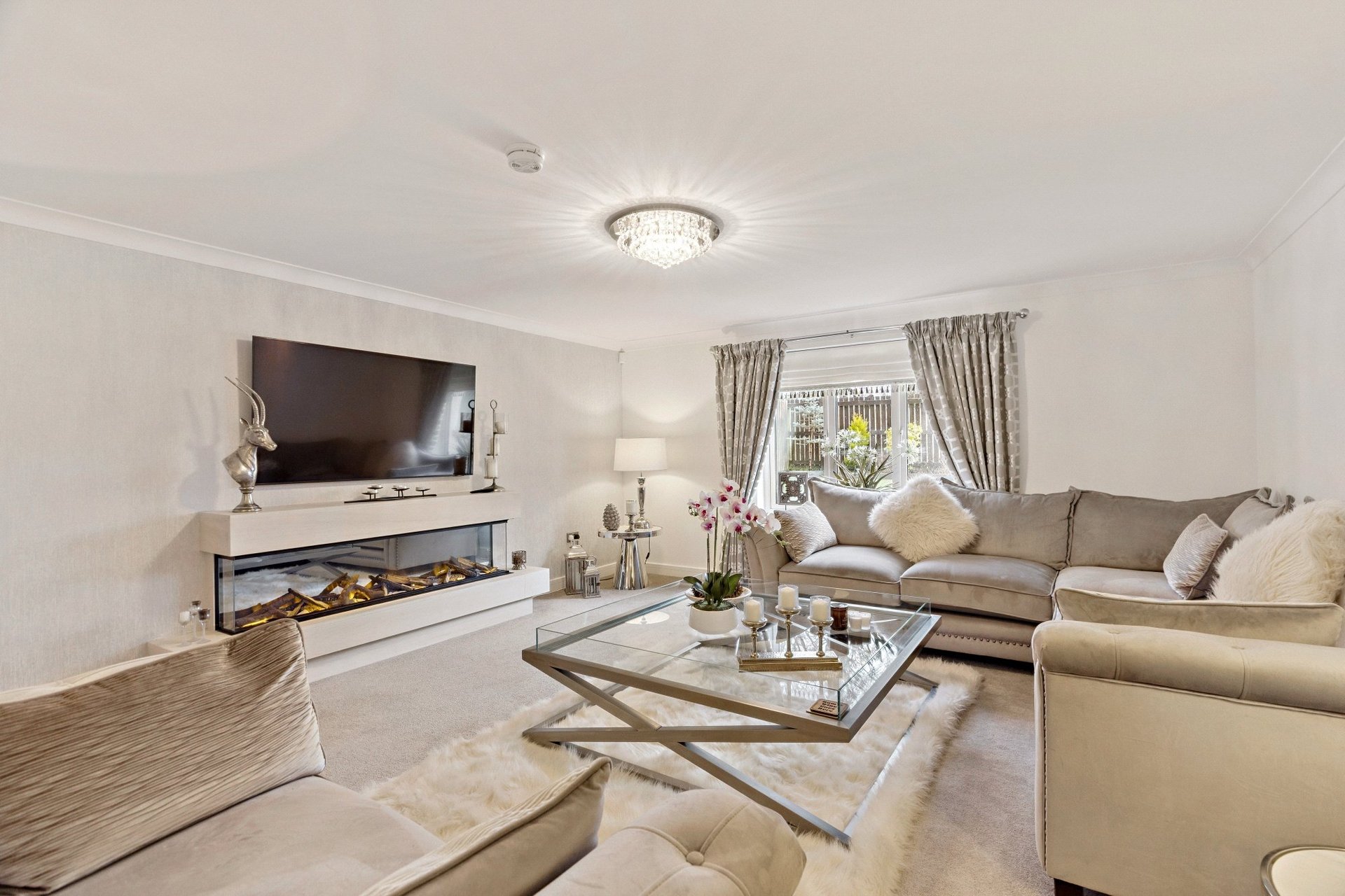 63 Hillfield Drive, Newton Mearns, Glasgow, East Renfrewshire, G77 6GD - Picture #8