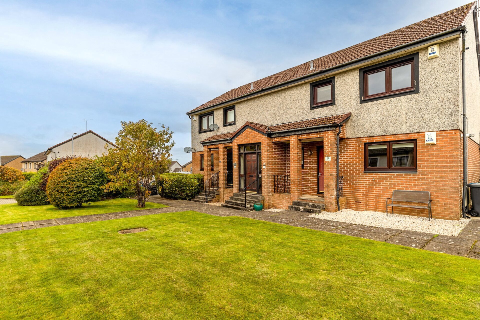 27 Ballantrae Crescent, Newton Mearns, Glasgow, G77 5TX - Picture #1
