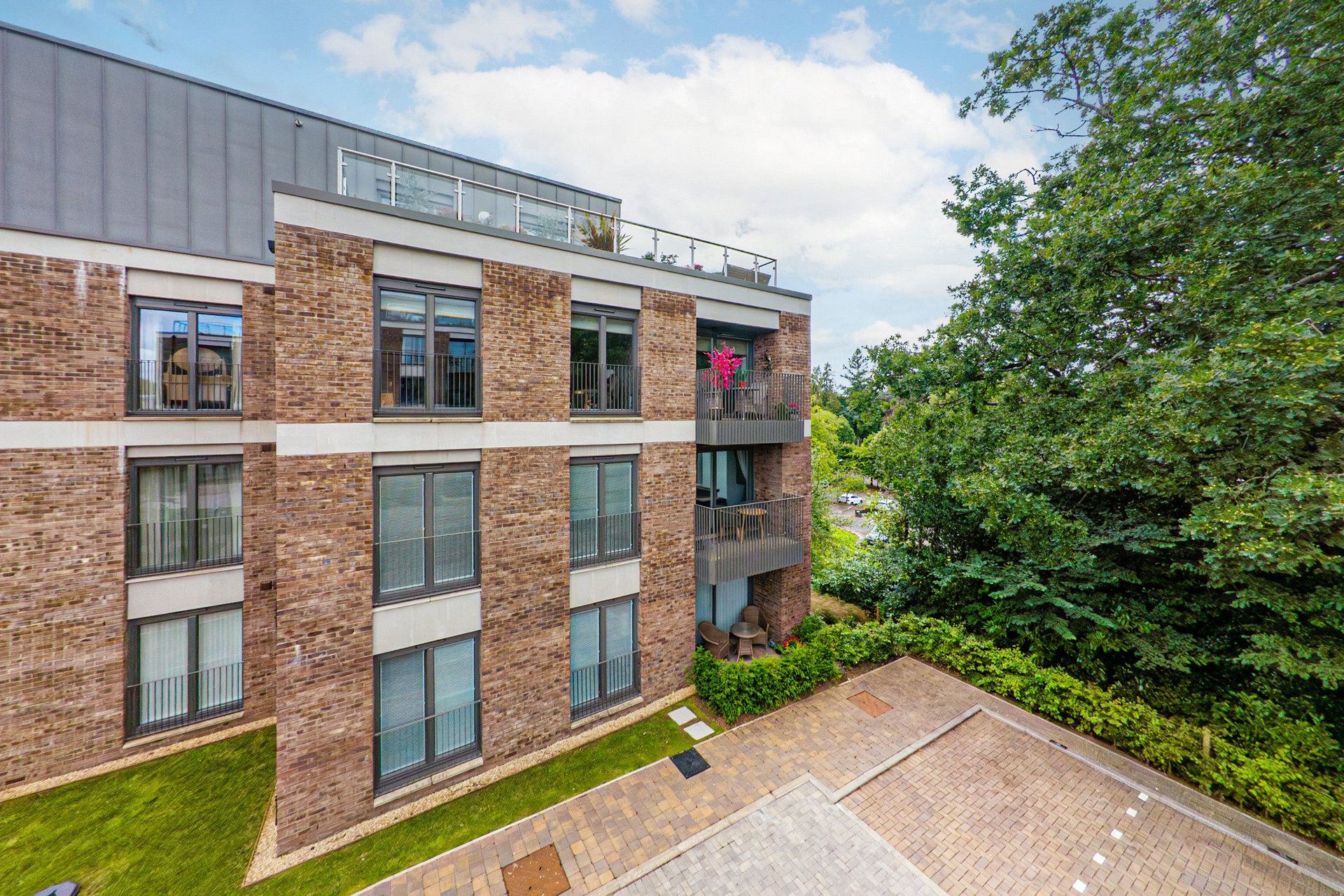 Flat 2/1, 3 Eastwoodhill Grove, Giffnock, Glasgow, East Renfrewshire, G46 6BB - Picture #3