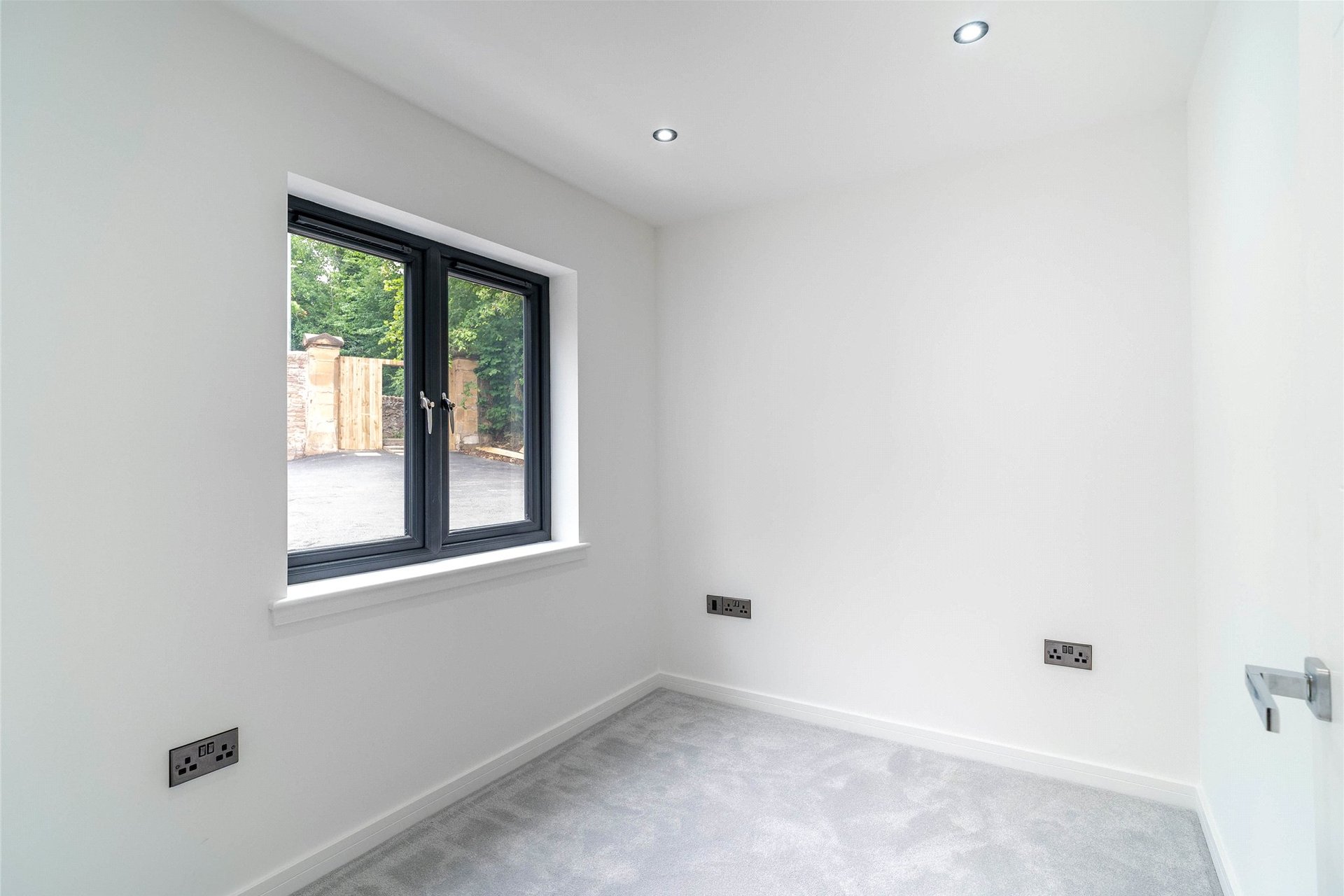 74A Kingston Avenue, Edinburgh, Midlothian, EH16 5SW - Picture #12