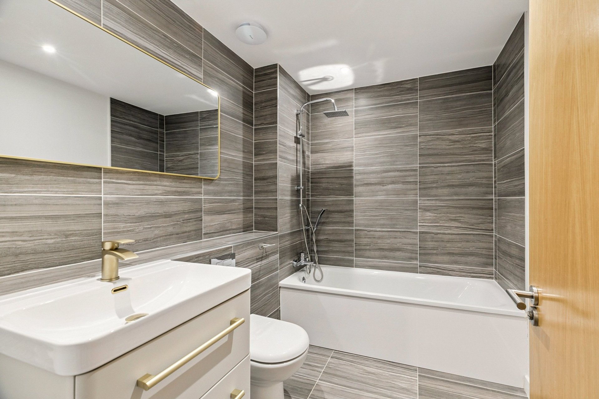 Flat 1/1 Metropole Building, 87 Dunlop Street, Glasgow City, G1 4ET - Picture #13