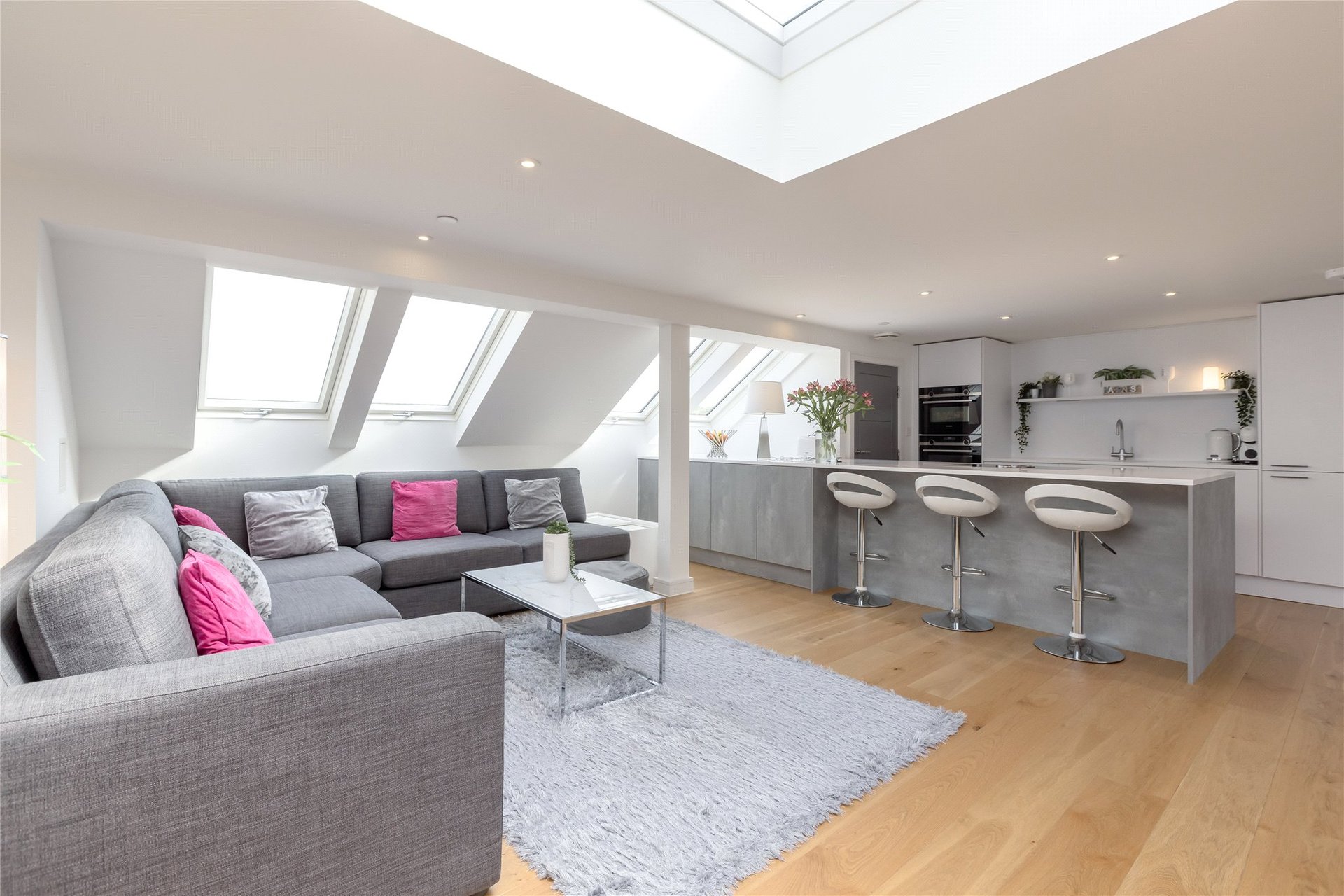 Flat 3, 15 South Learmonth Gardens, Comely Bank, Edinburgh, EH4 1EZ - Picture #2