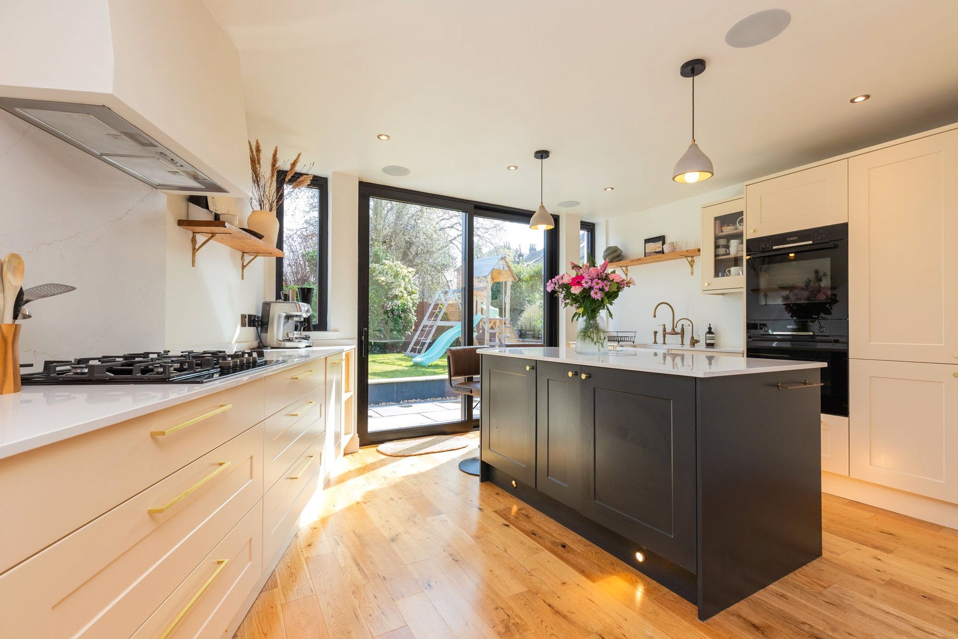 11 Queens Gate, Clarkston, Glasgow, G76 7HE - Picture #19