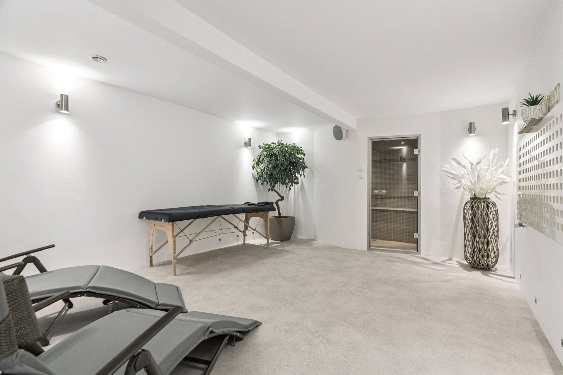 53 Ayr Road, Whitecraigs, Glasgow, G46 6SR - Picture #20