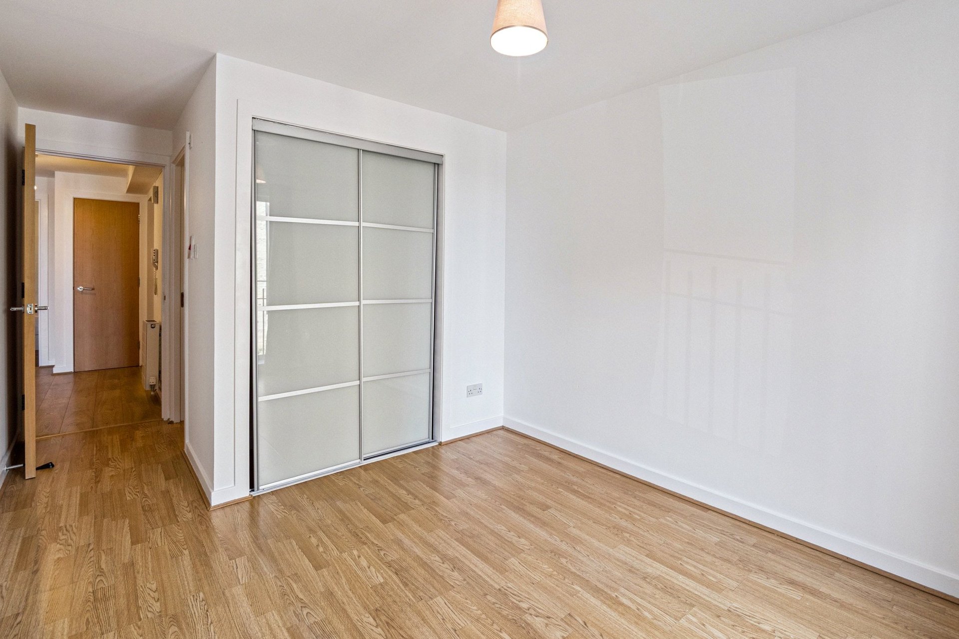 1, 8 Salamander Court, Leith, Edinburgh, EH6 7JN - Picture #9