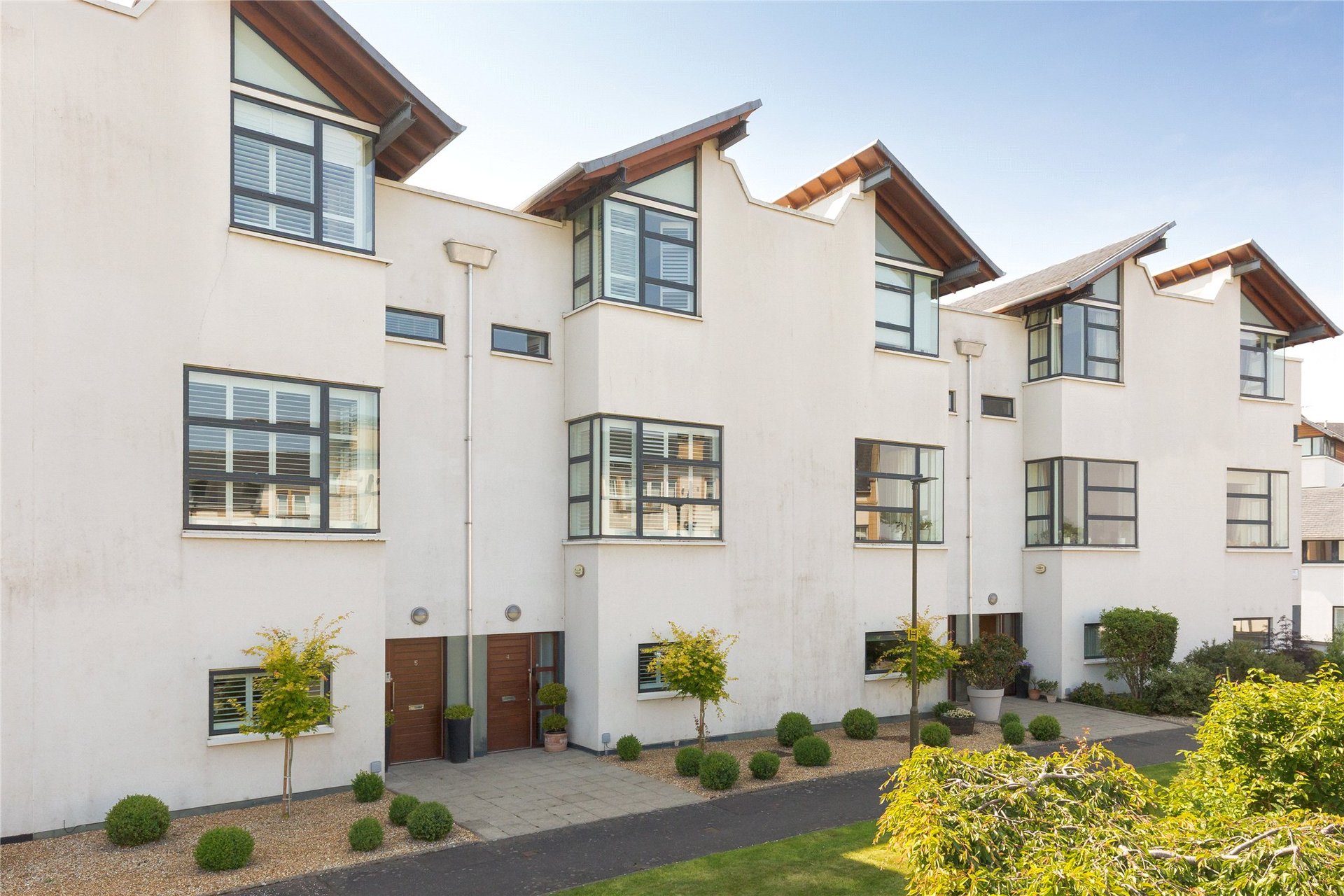 4 Brighouse Park Cross, Cramond, Edinburgh, EH4 6GZ - Picture #2