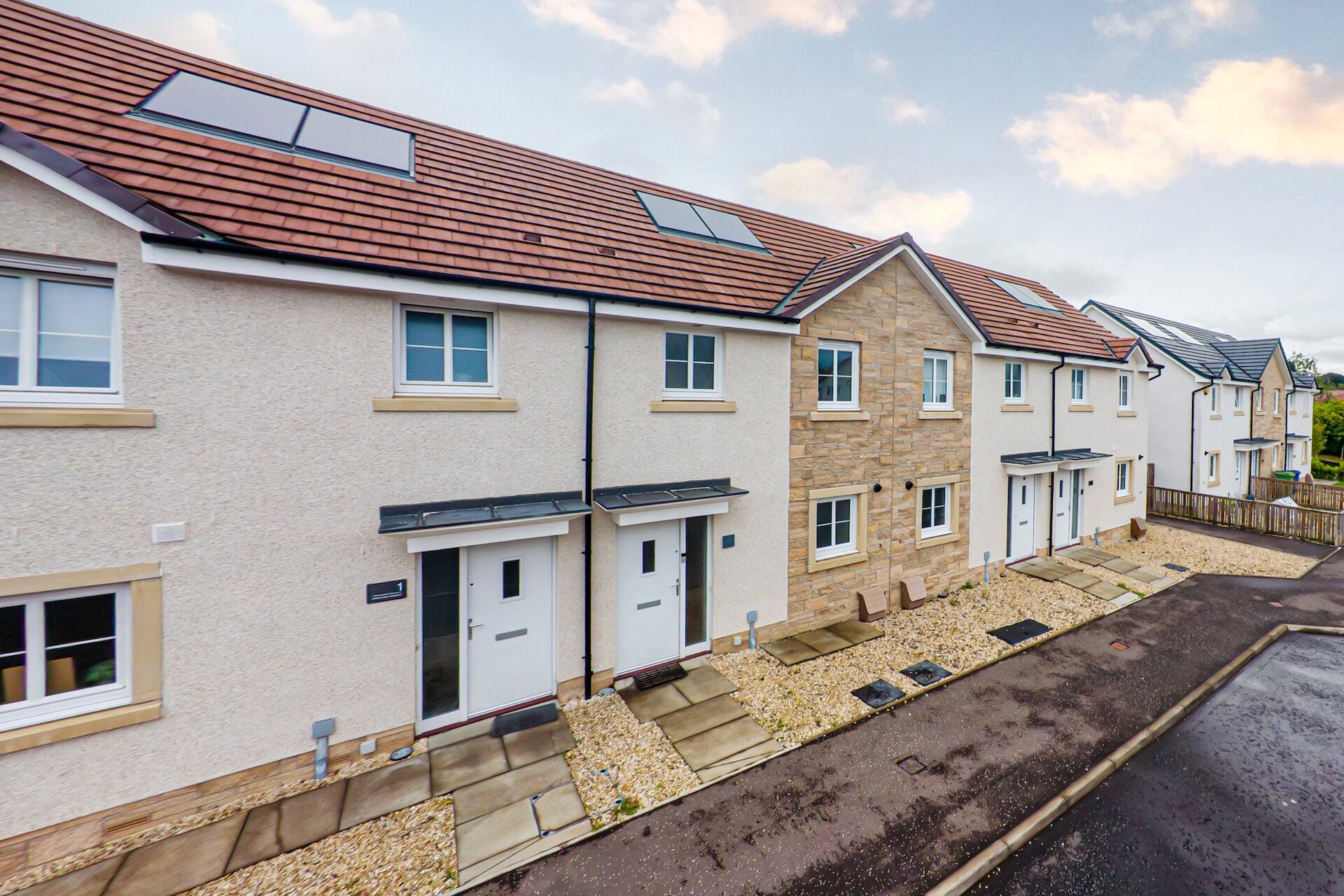3 Sandstone Crescent, Glasgow, Glasgow City, G46 7RF - Picture #1