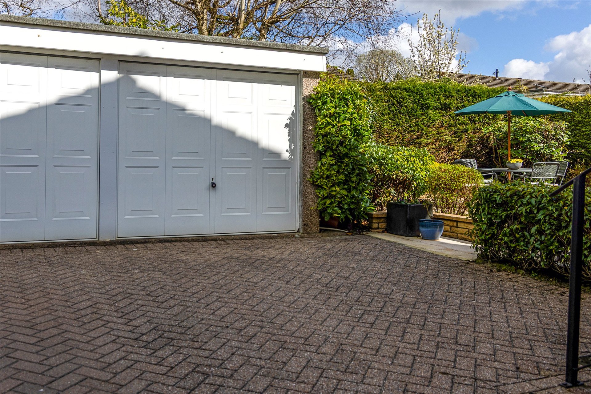 105 Stockiemuir Avenue, Bearsden, G61 3LX - Picture #33