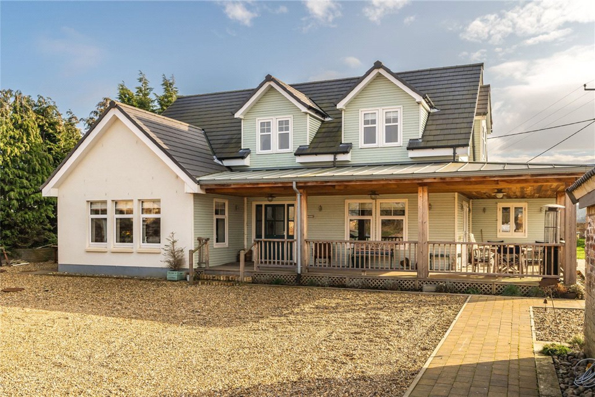 Bluegrass, Birdsmill, Broxburn, West Lothian, EH52 5PB - Picture #2