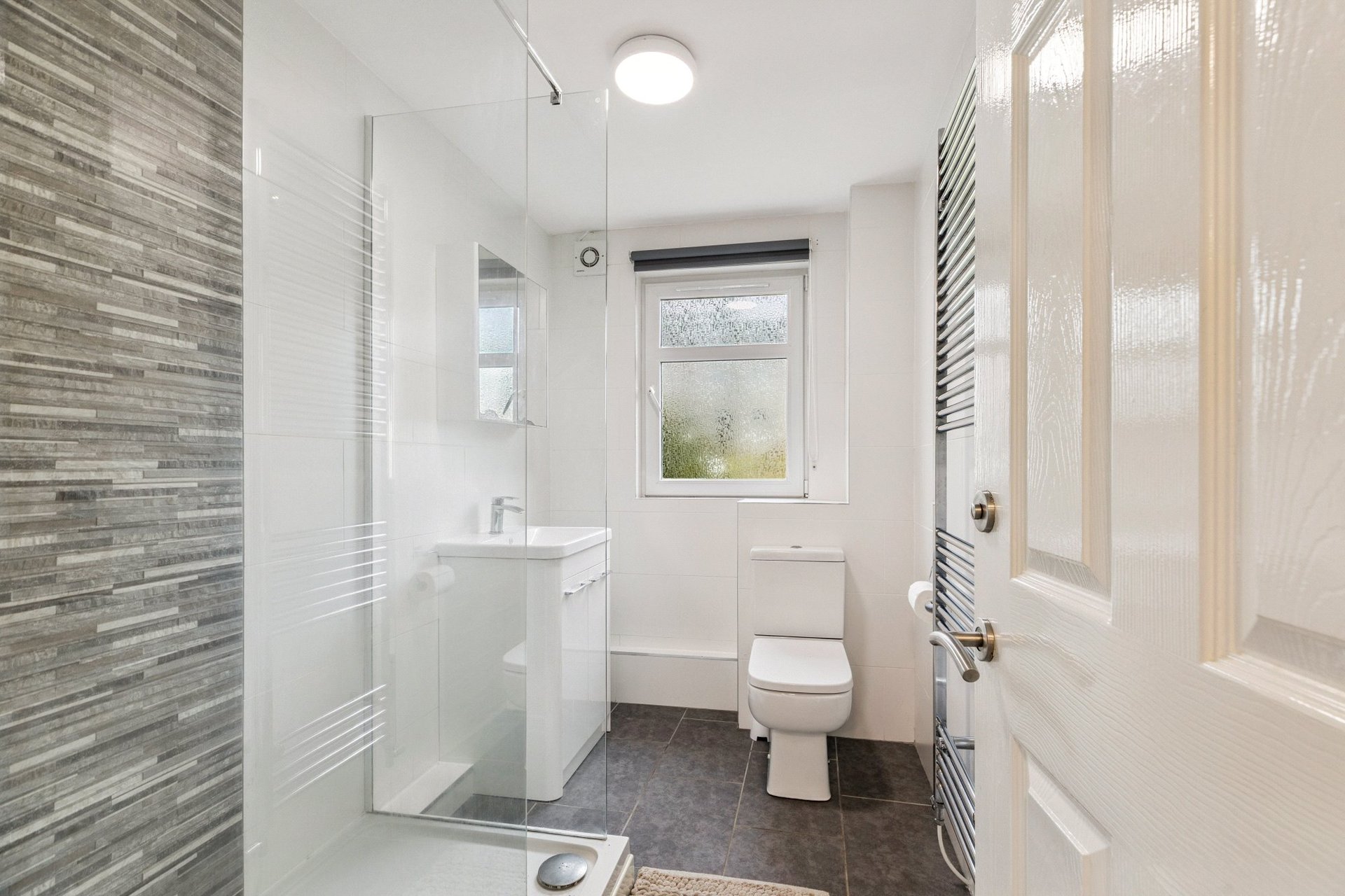 Flat B, 12 Buchanan Drive, Newton Mearns, Glasgow, East Renfrewshire, G77 6QN - Picture #13