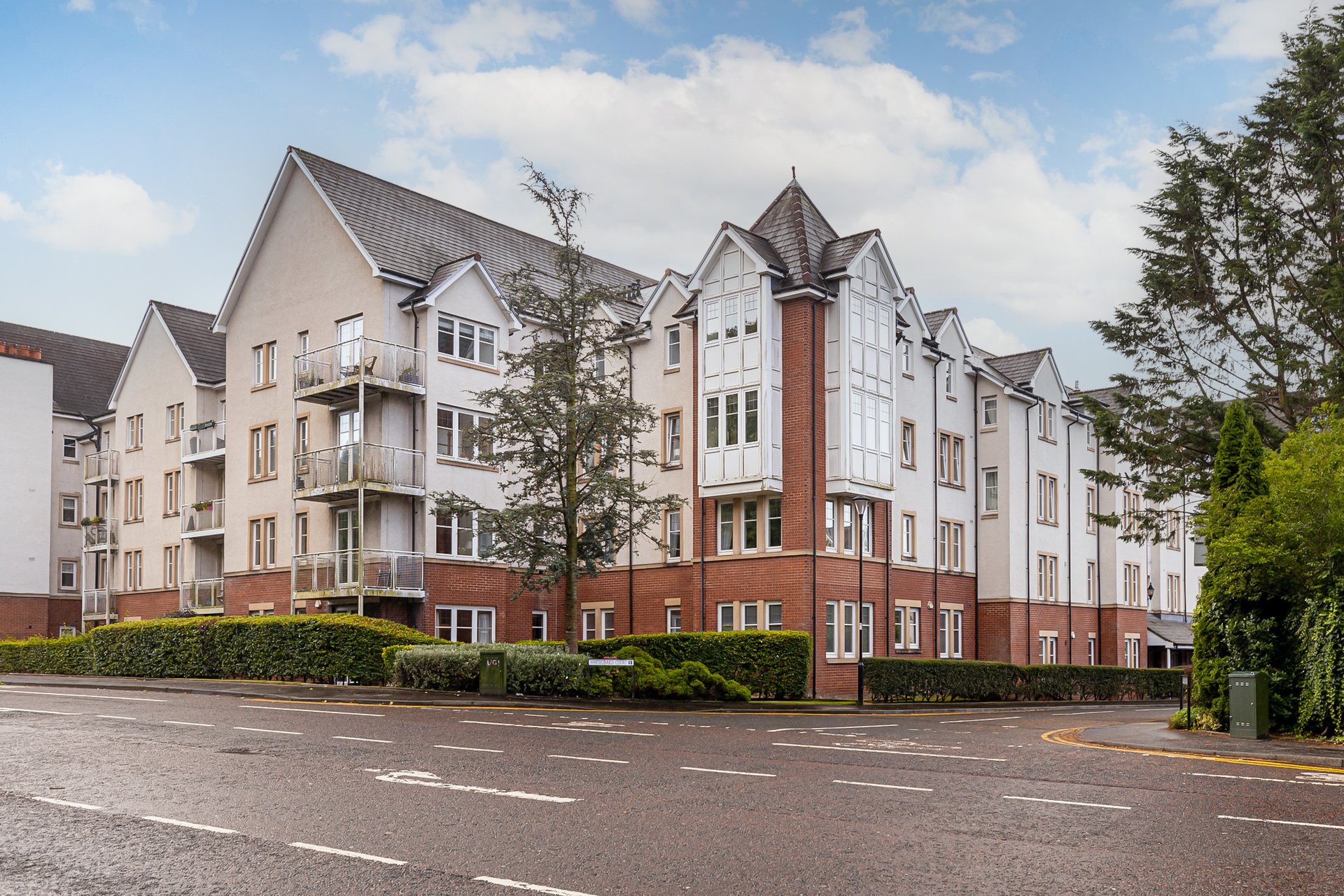 Flat J, 2 Whitecraigs Court, Giffnock, Glasgow, East Renfrewshire, G46 6SY - Picture #1