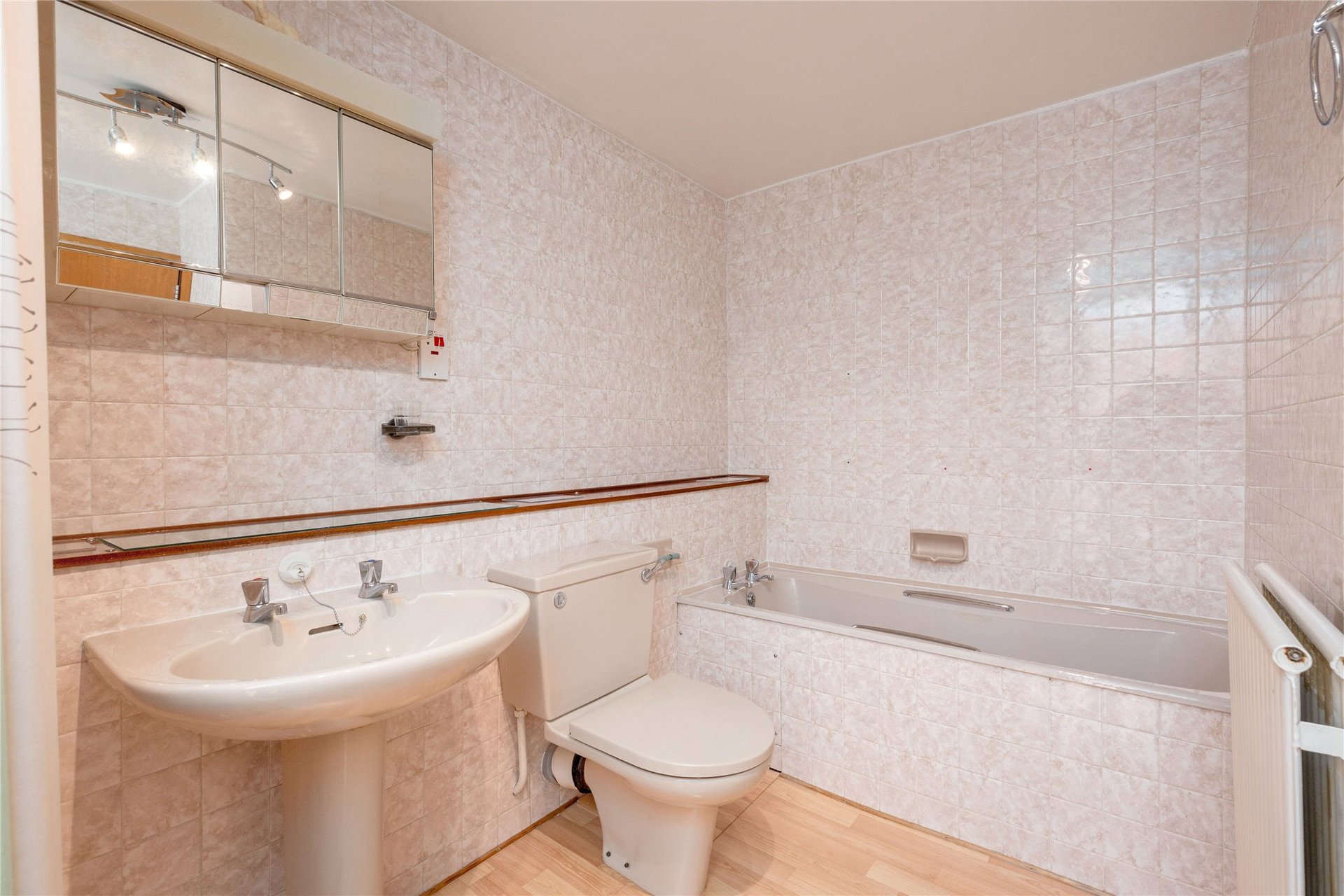 11 Oswald Court, Edinburgh, EH9 2HY - Picture #11